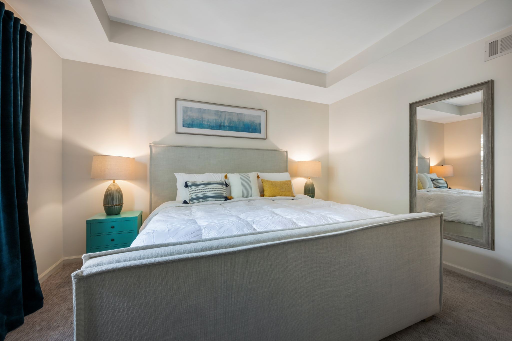 3135 Long Blvd Unit: 2