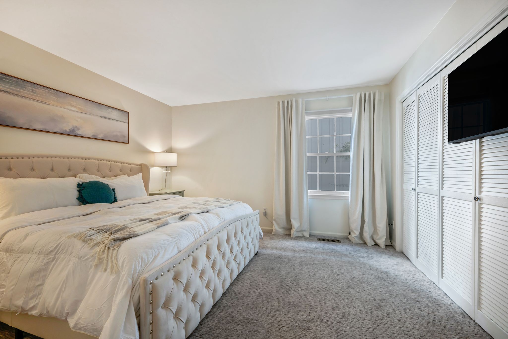 3135 Long Blvd Unit: 2