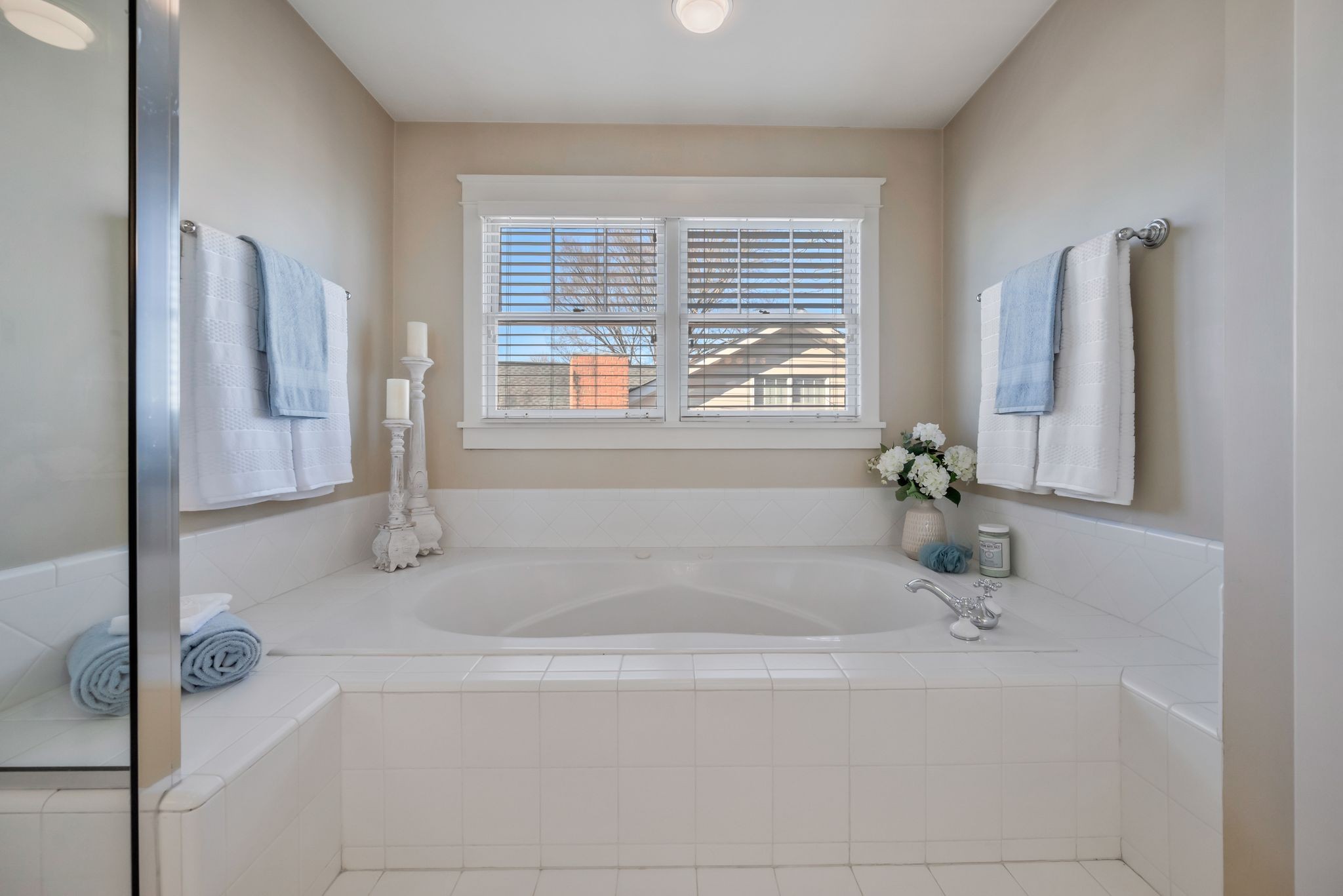 203A Woodmont Cir