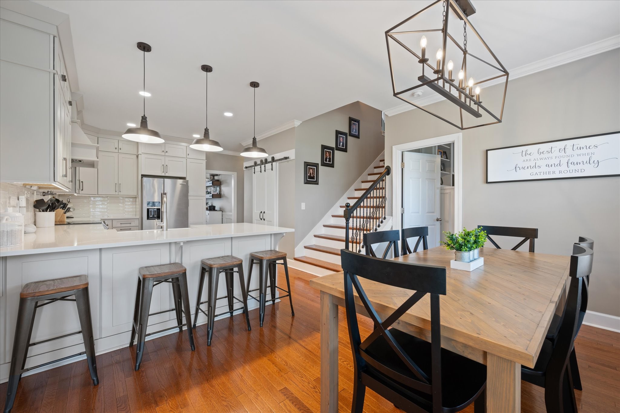 4949 Neyland Way