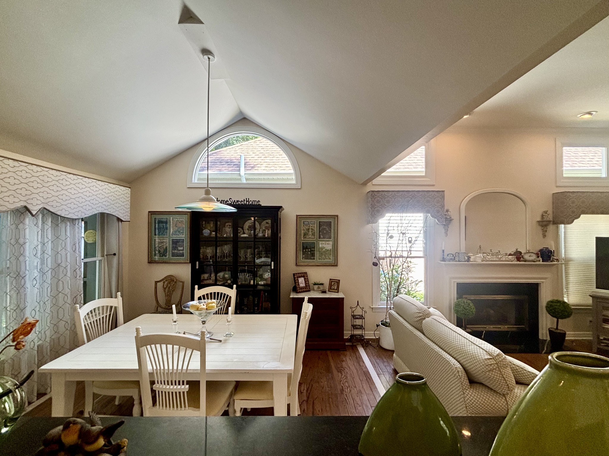 2549 Devon Valley Dr