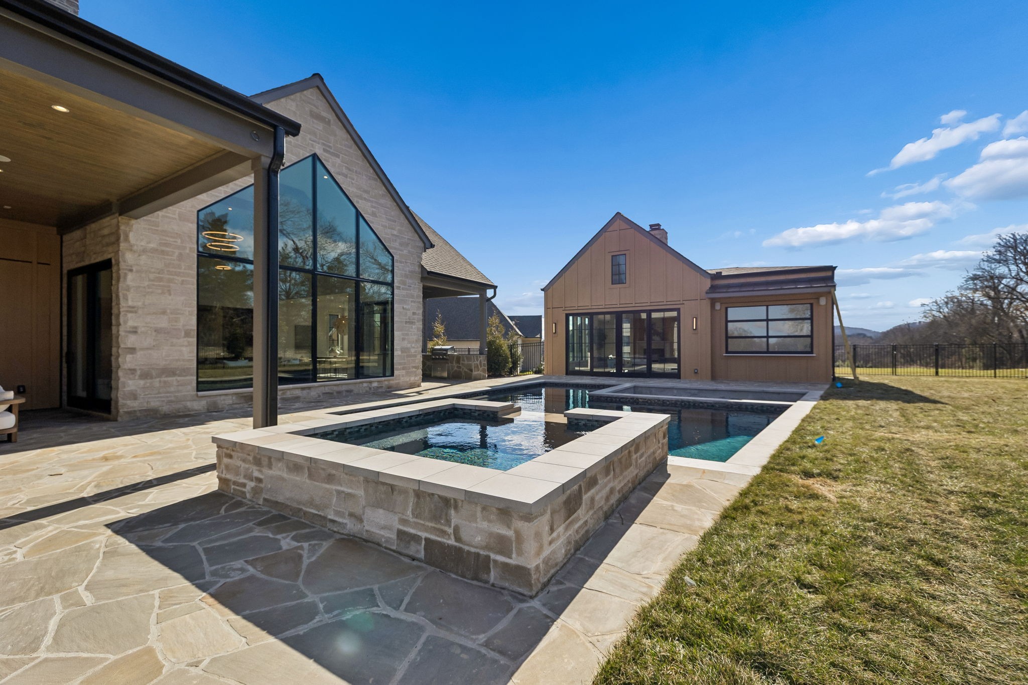 8100 Turning Point Drive