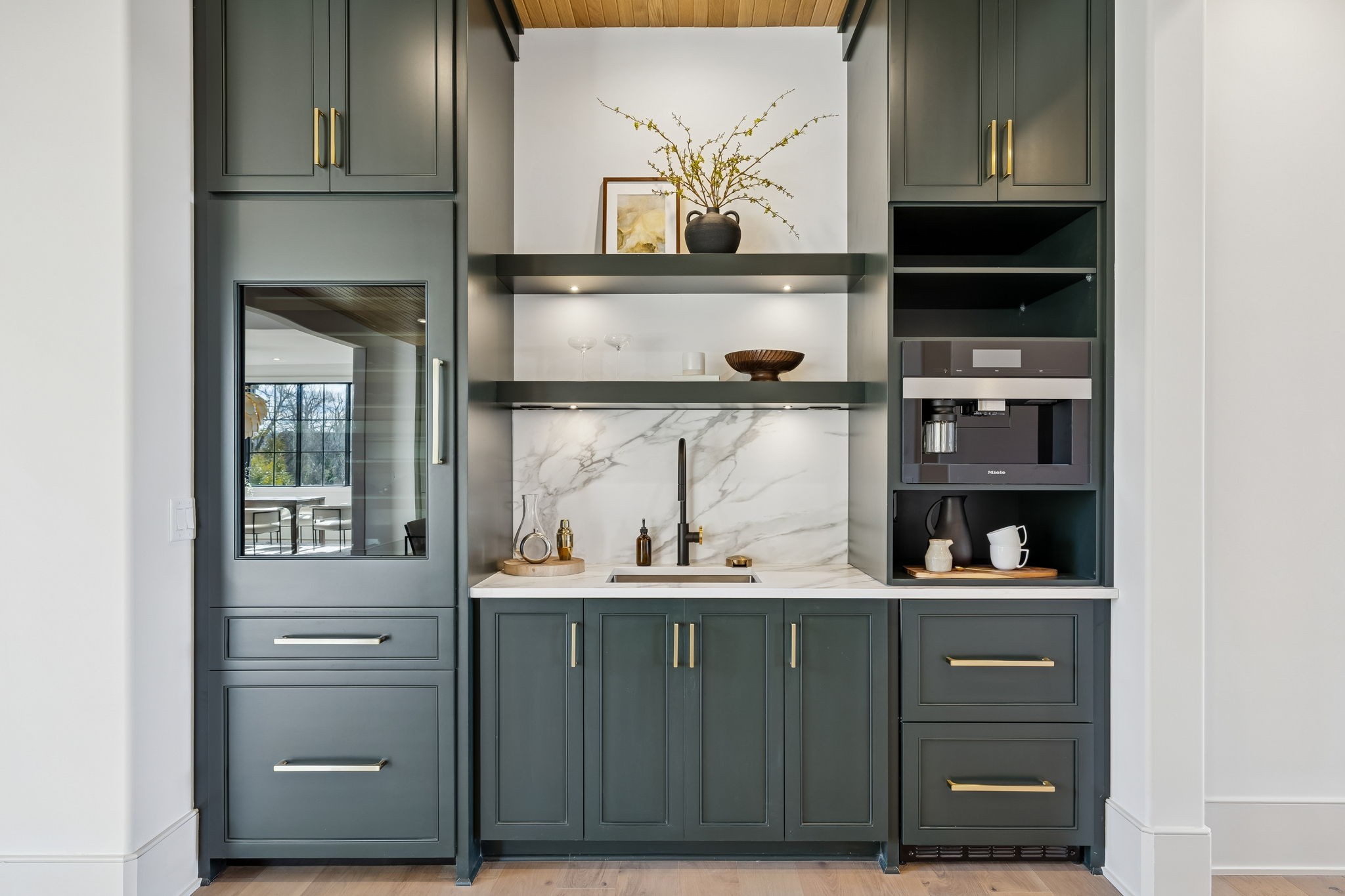 8100 Turning Point Drive