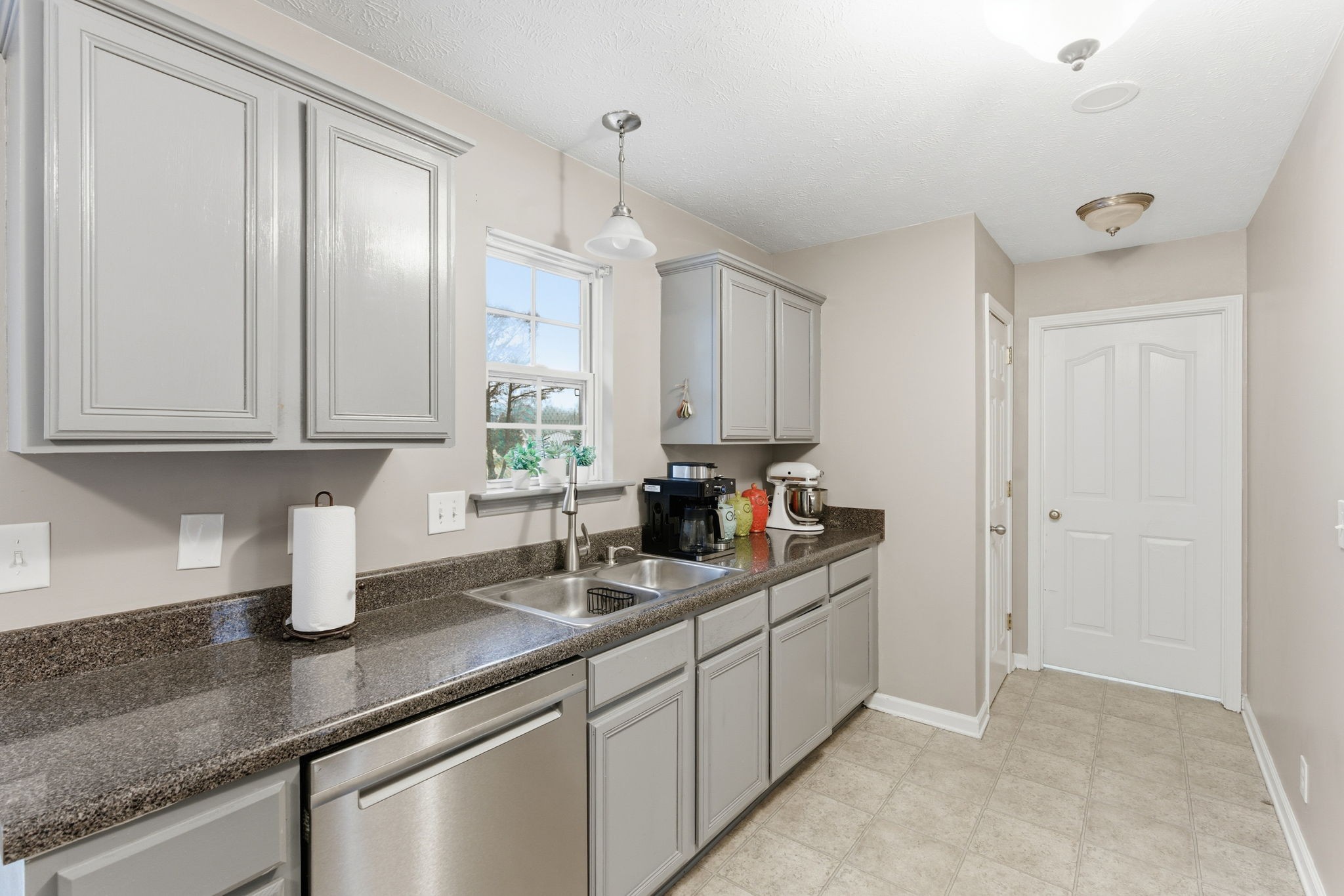 316 Slippery Rock Dr