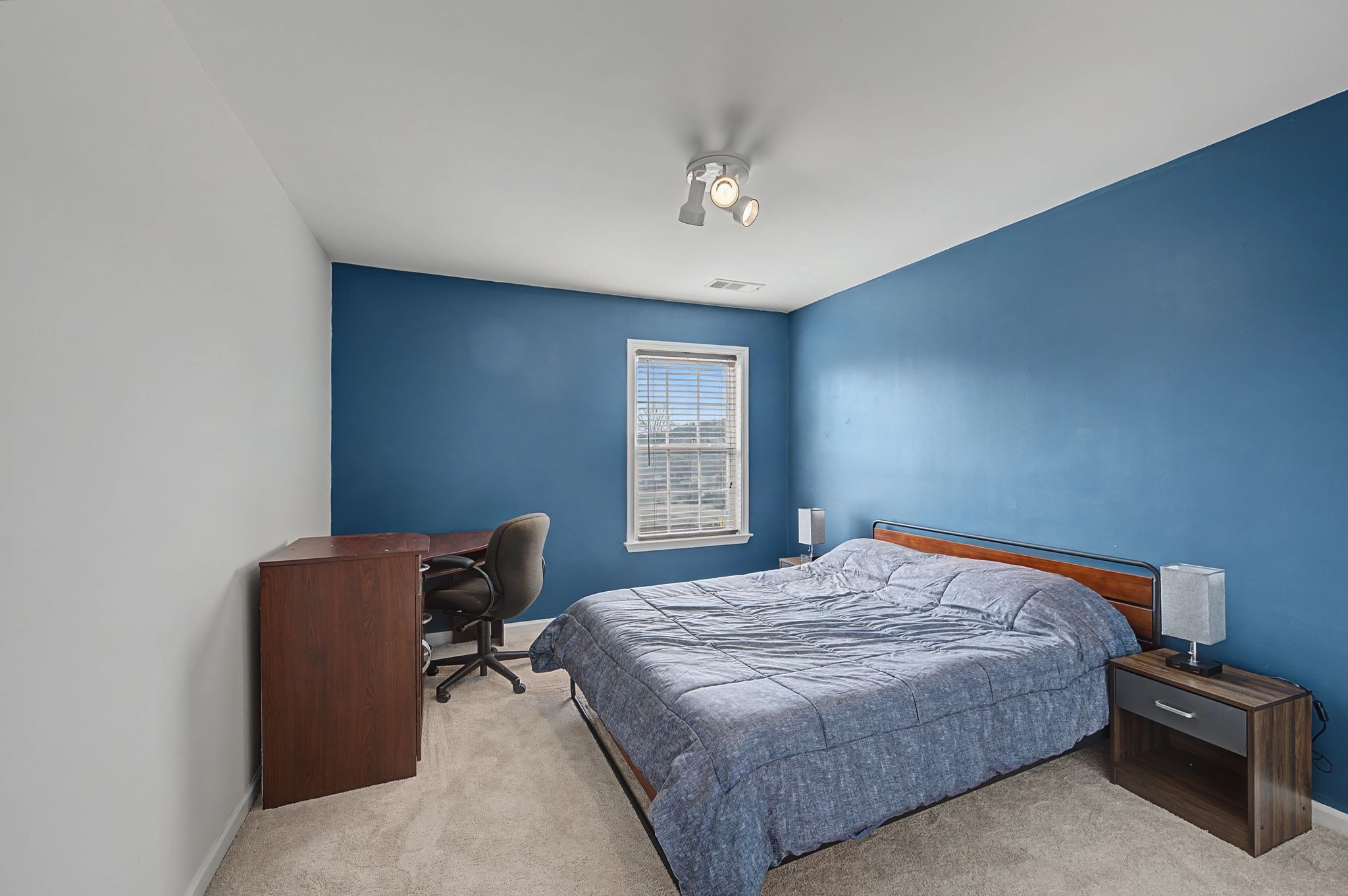 637 Logwood Briar Cir