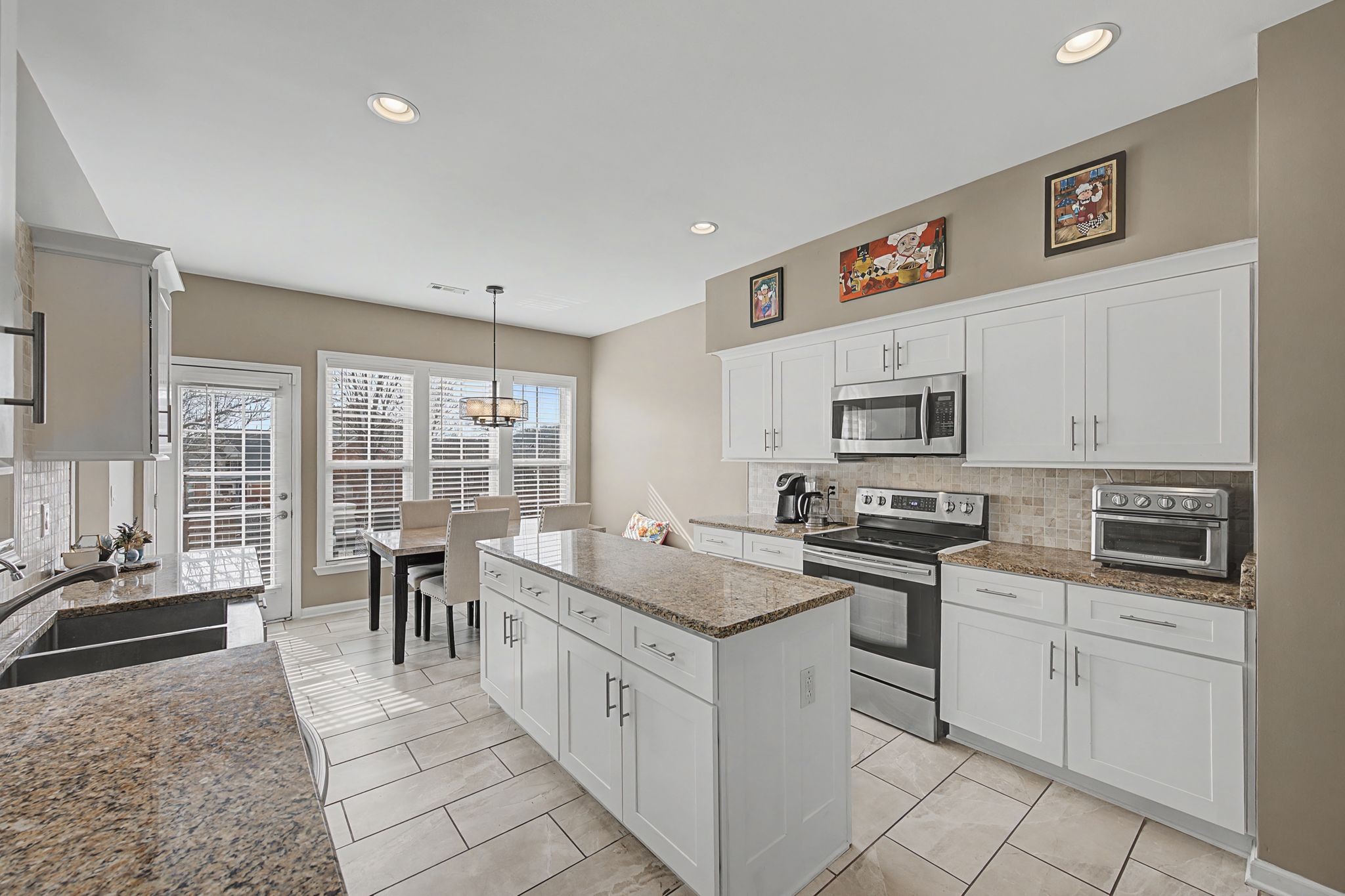 637 Logwood Briar Cir
