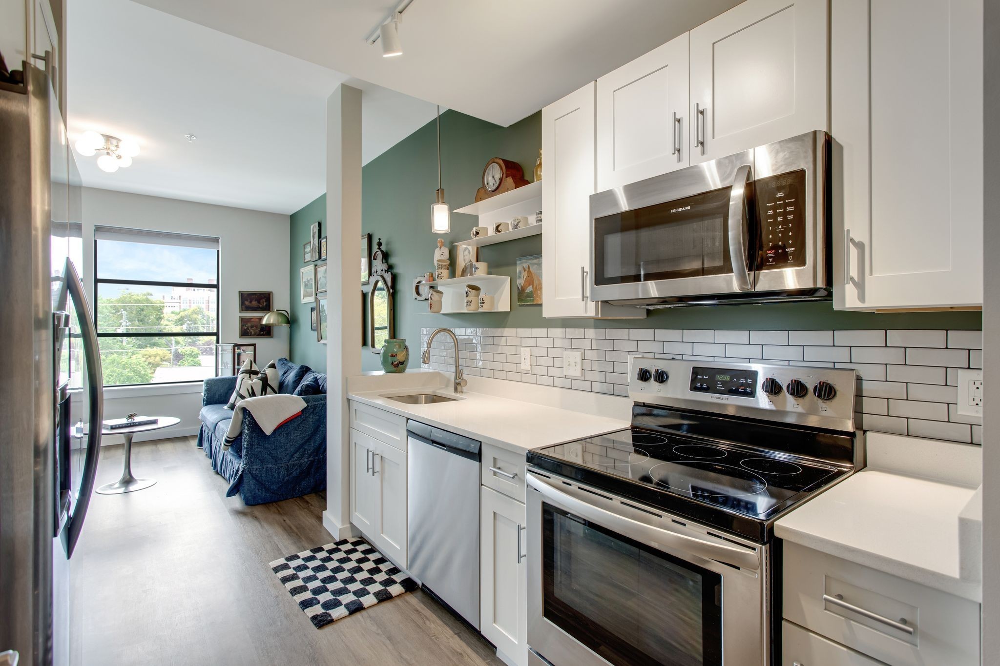 1900 12th Ave, S Unit: 415