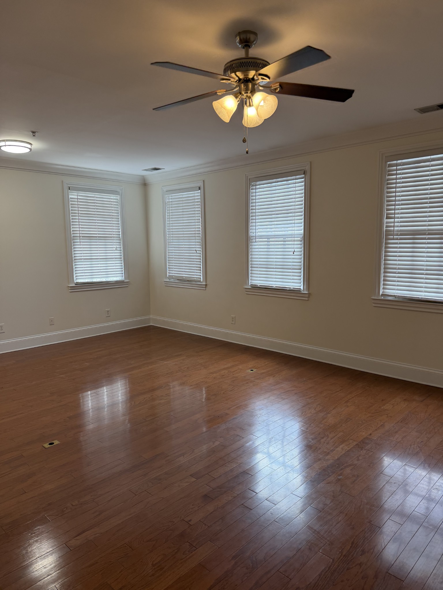 1300 Moher Blvd Unit: 302