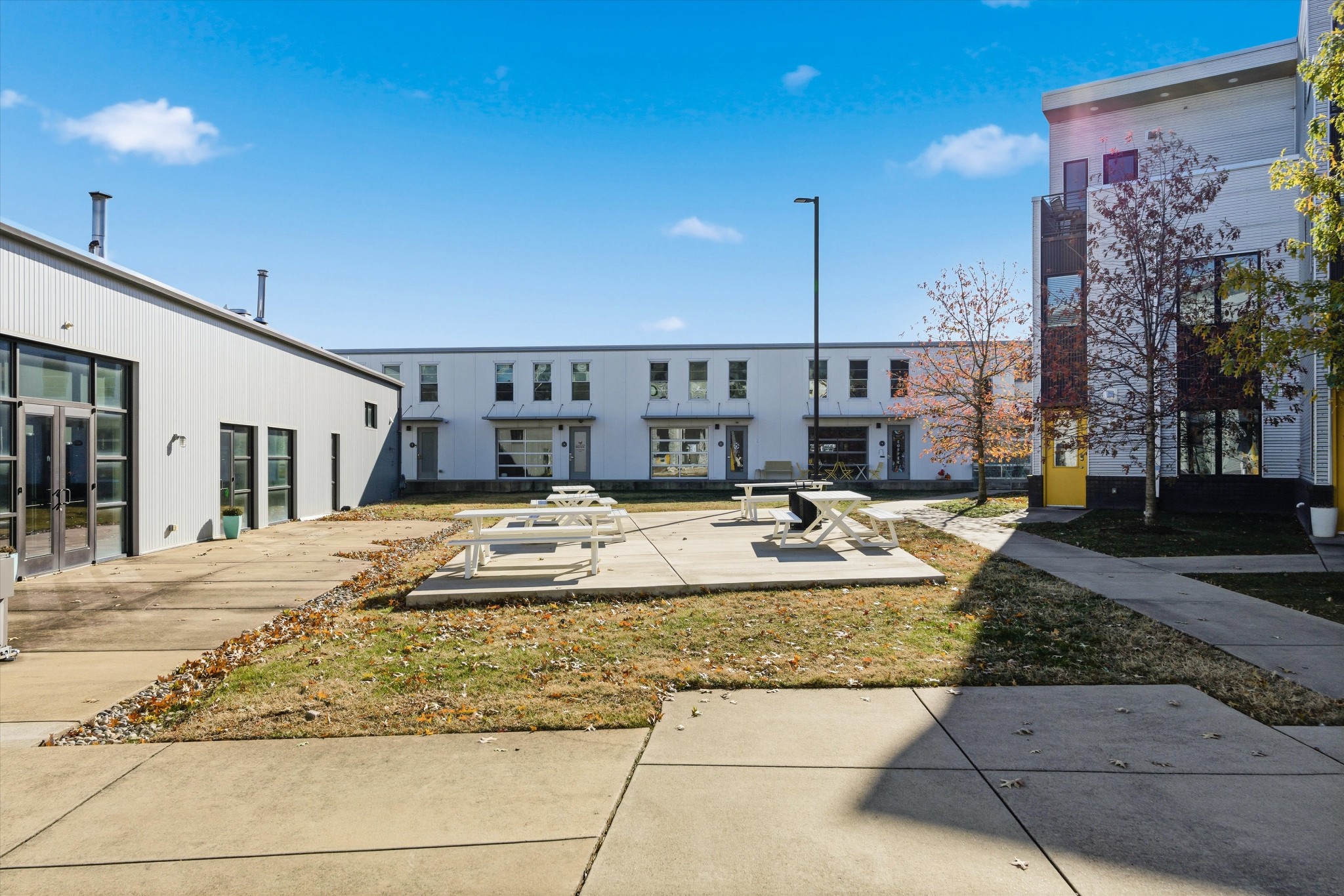 370 Herron Dr Apt 7