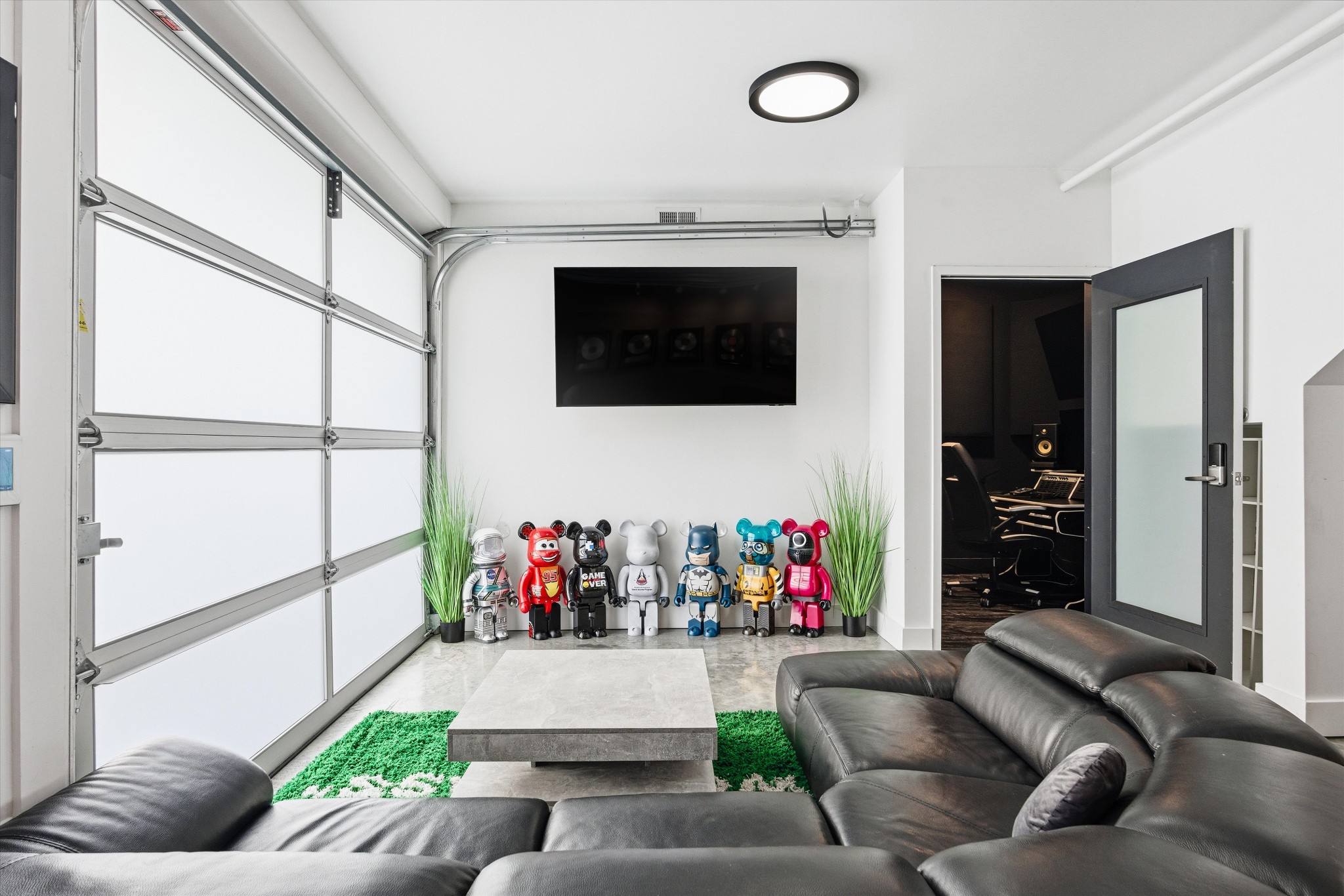 370 Herron Dr Apt 7