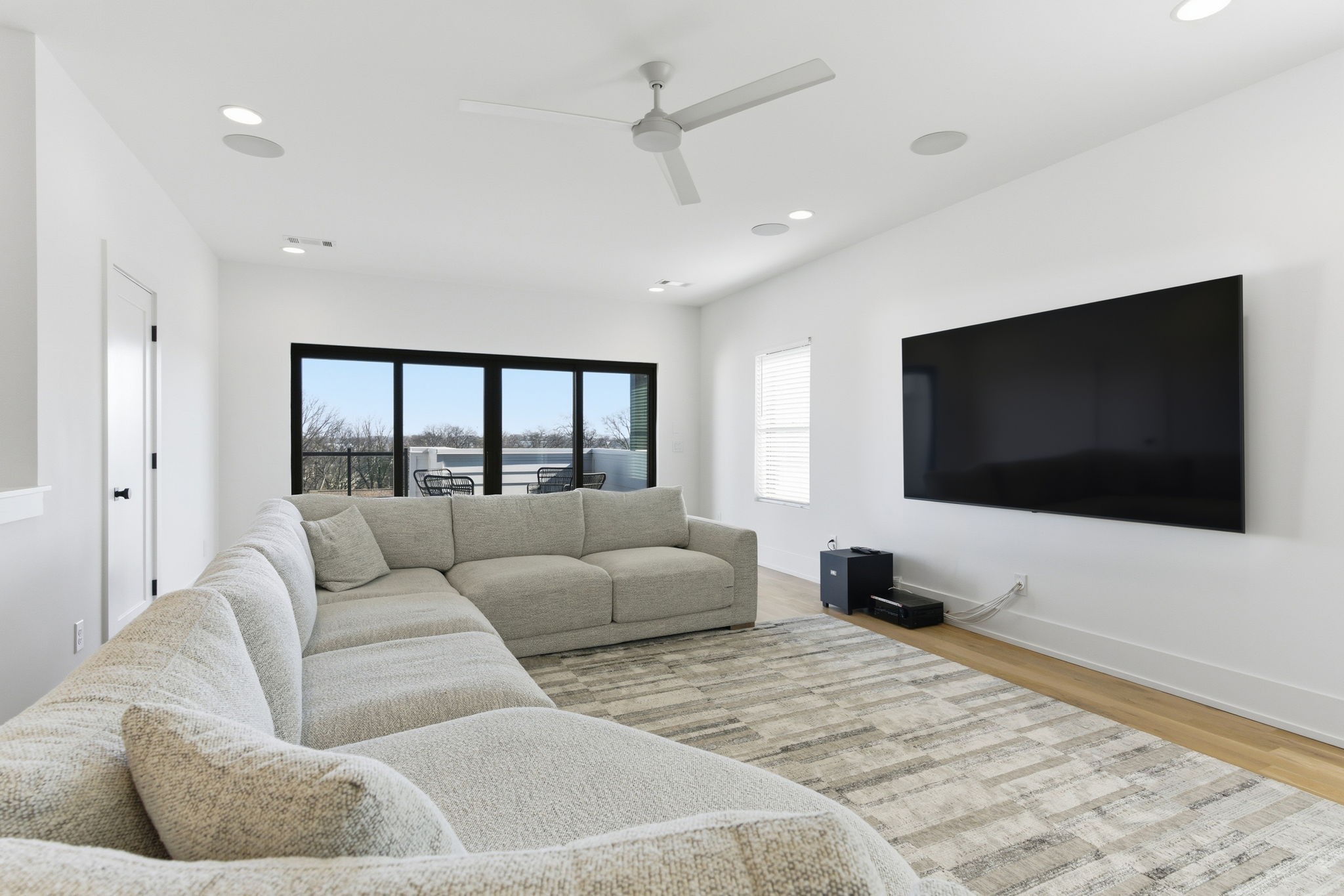 2811 W Kirkwood Ave Unit: B