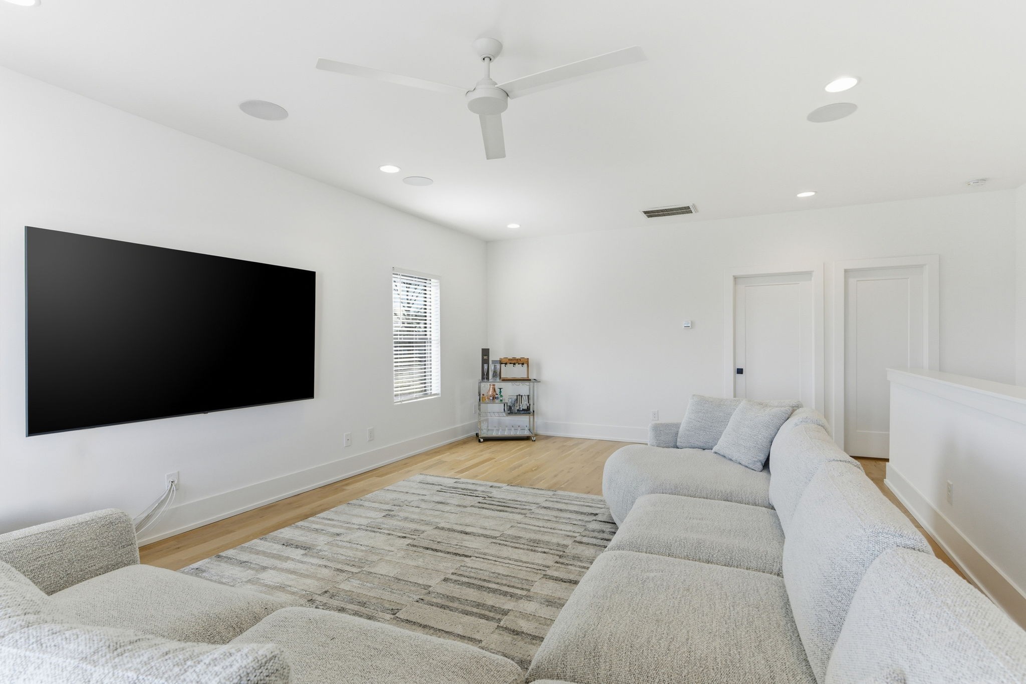 2811 W Kirkwood Ave Unit: B