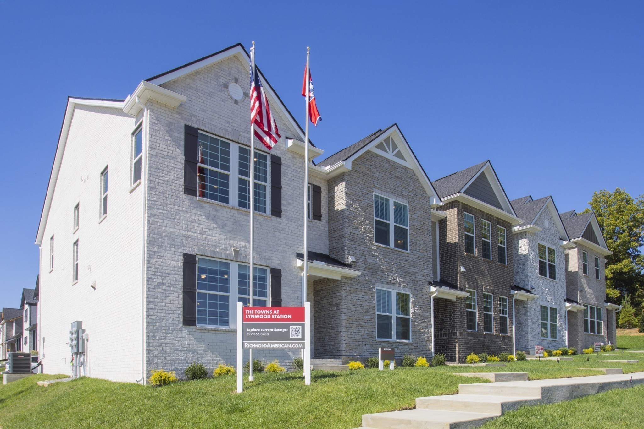 326 Lynwood Station Boulevard