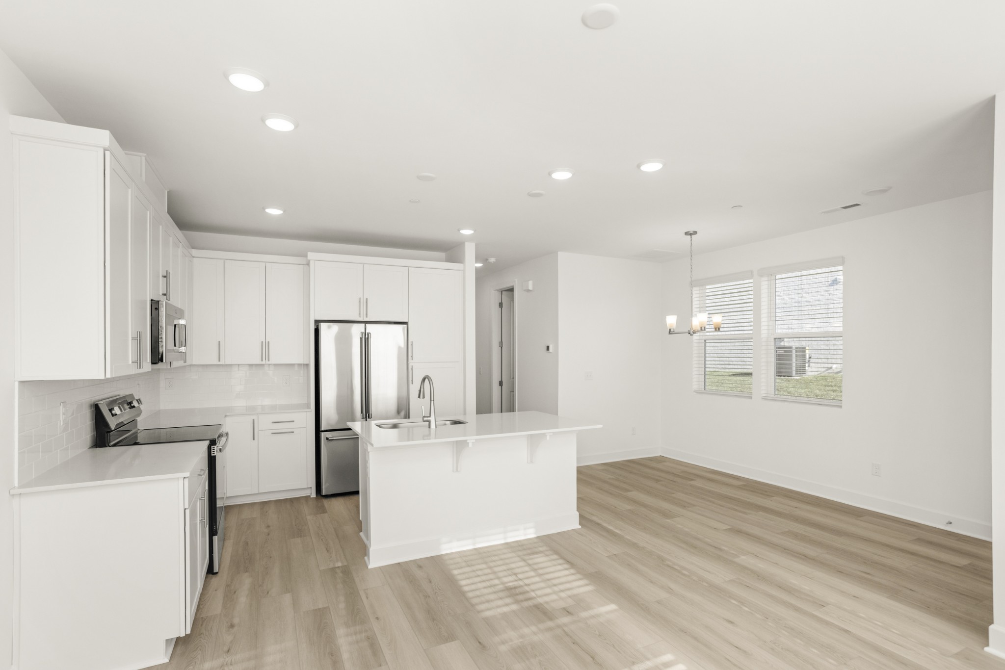 320 Lynwood Station Boulevard