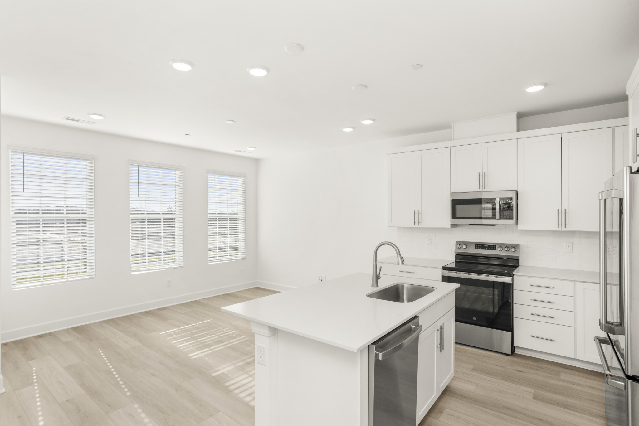 320 Lynwood Station Boulevard