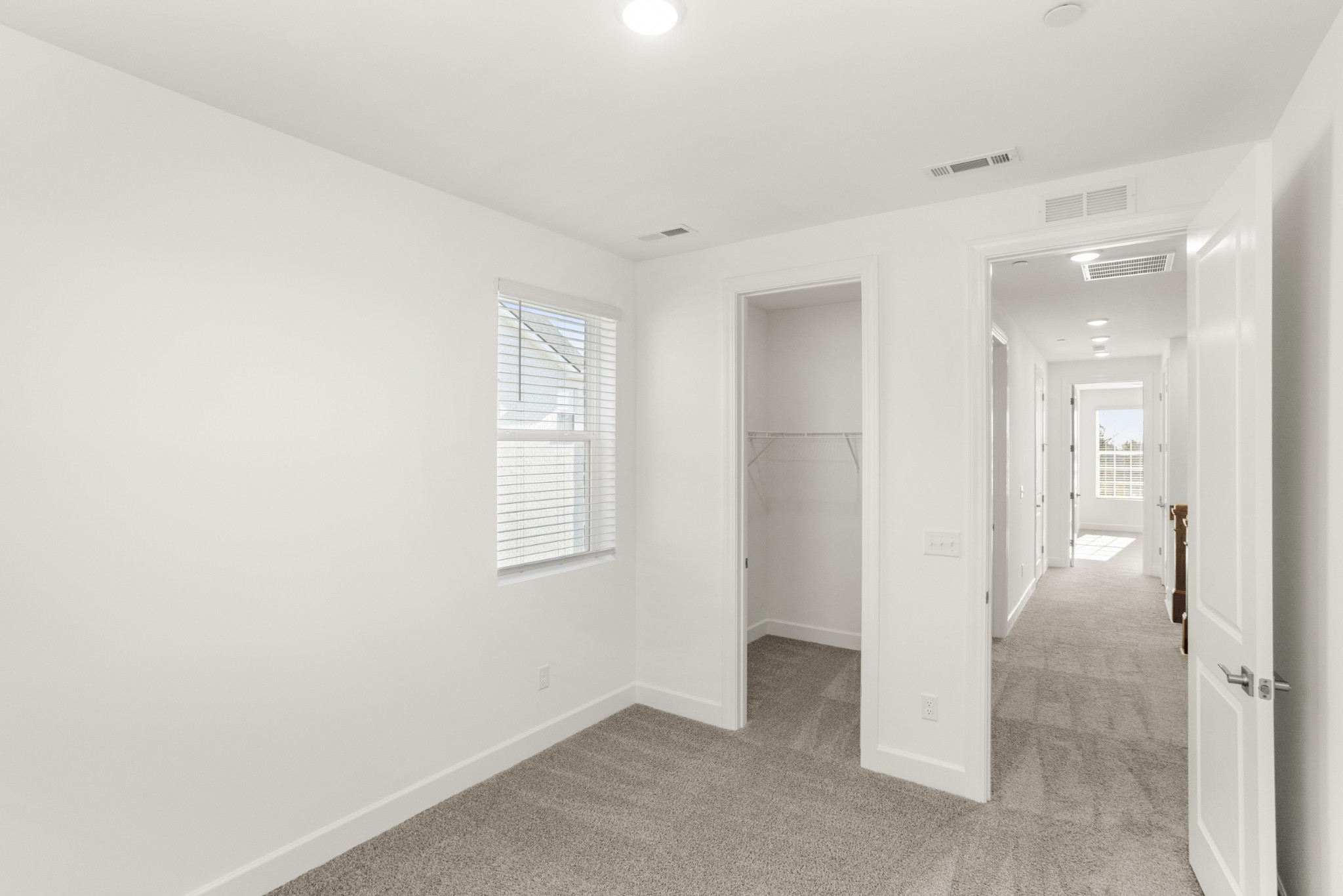 320 Lynwood Station Boulevard