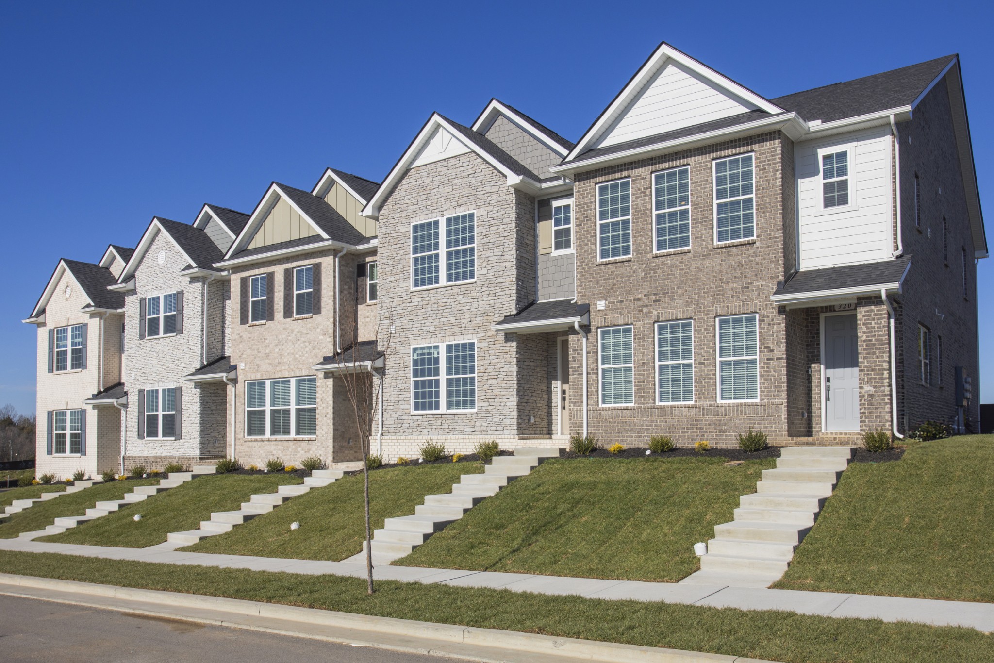 320 Lynwood Station Boulevard