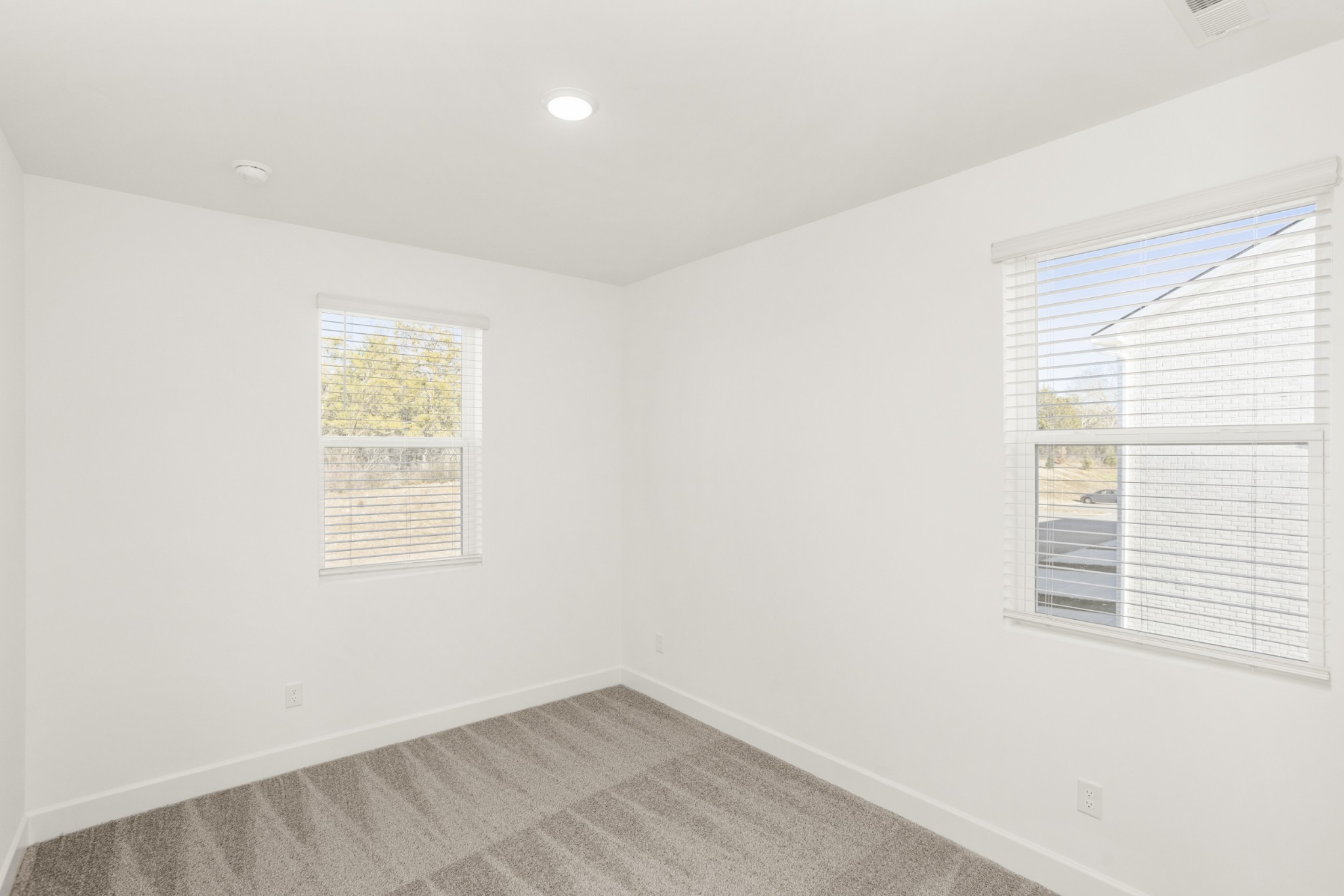 320 Lynwood Station Boulevard