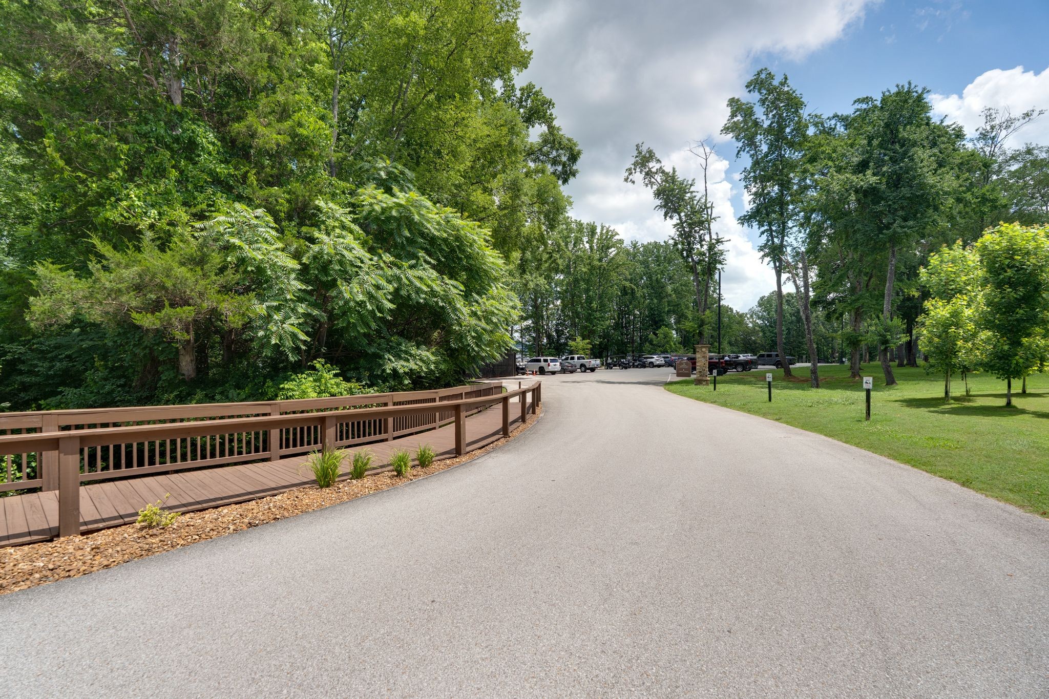 11 Hammock Dr