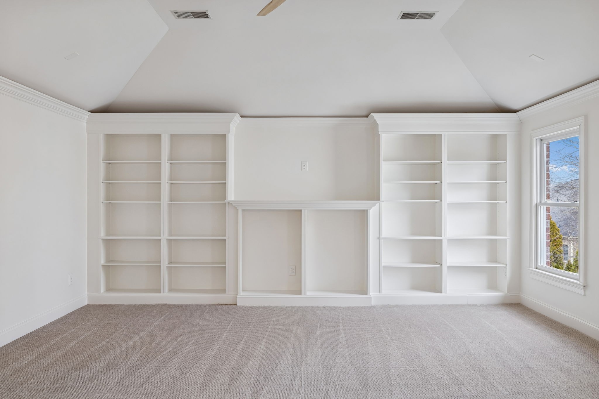 1632 Cooper Creek Ln