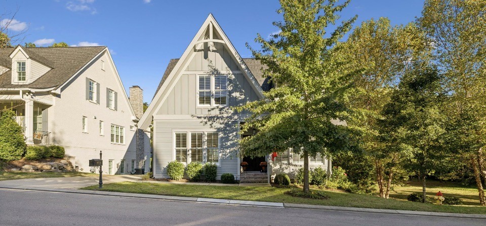 1023 Benelli Park Ct