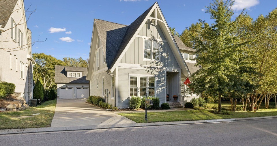 1023 Benelli Park Ct