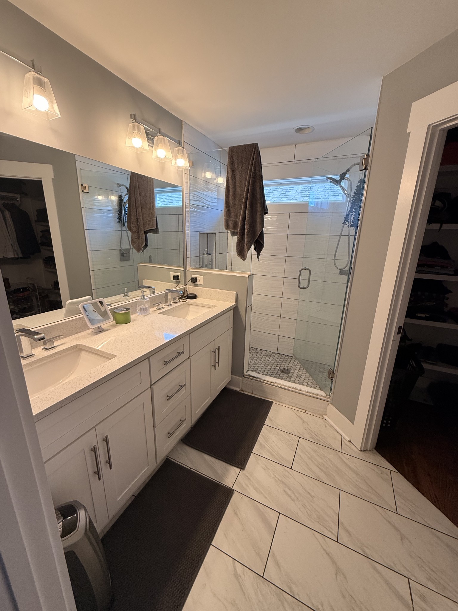 6014B California Ave Unit: B