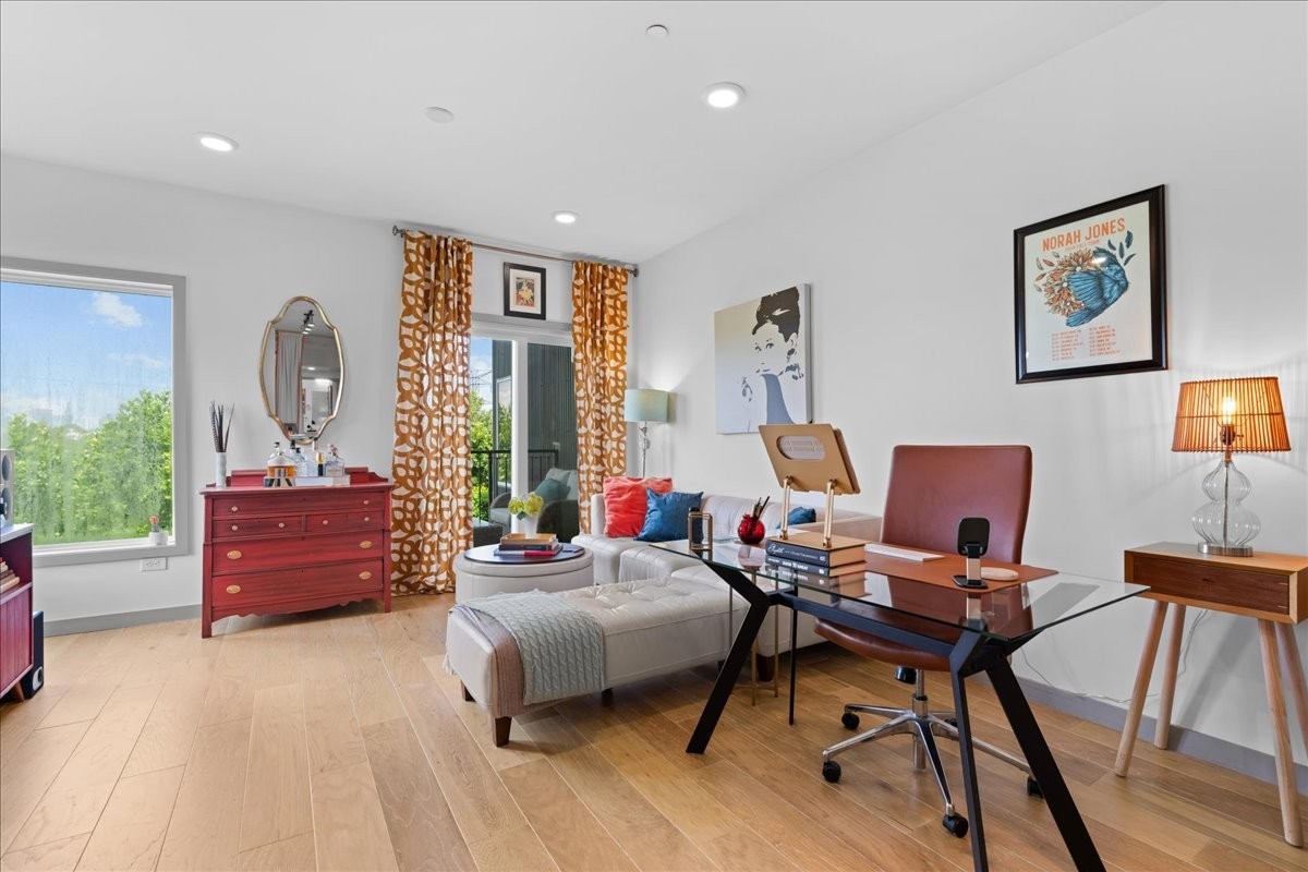 400 Herron Dr Unit: 108