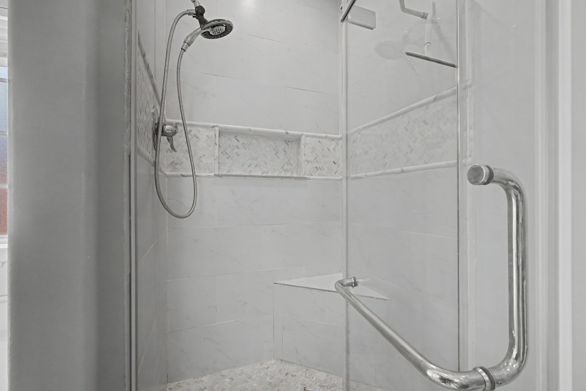 1857 Woodland Pointe Dr