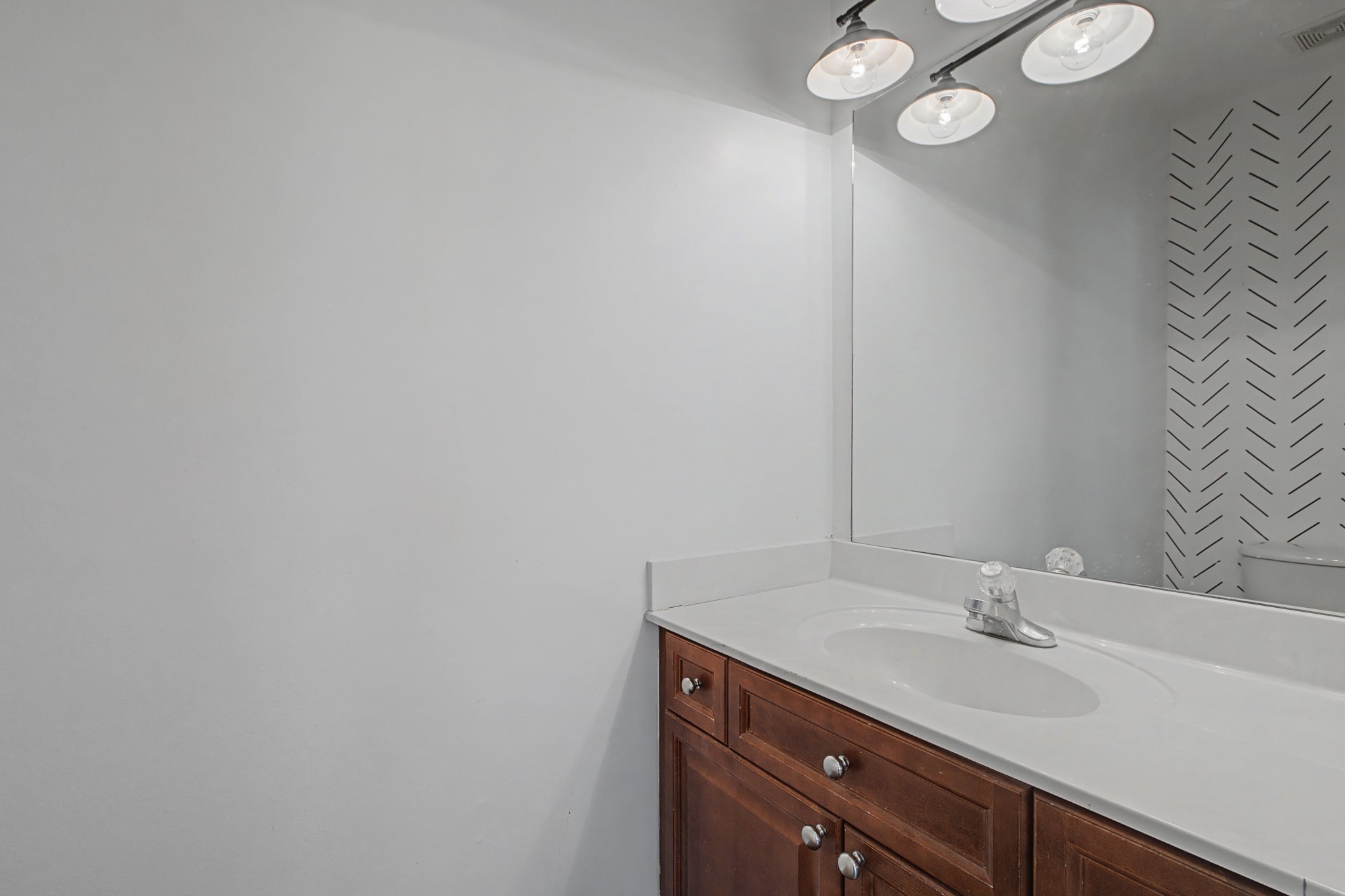 1857 Woodland Pointe Dr