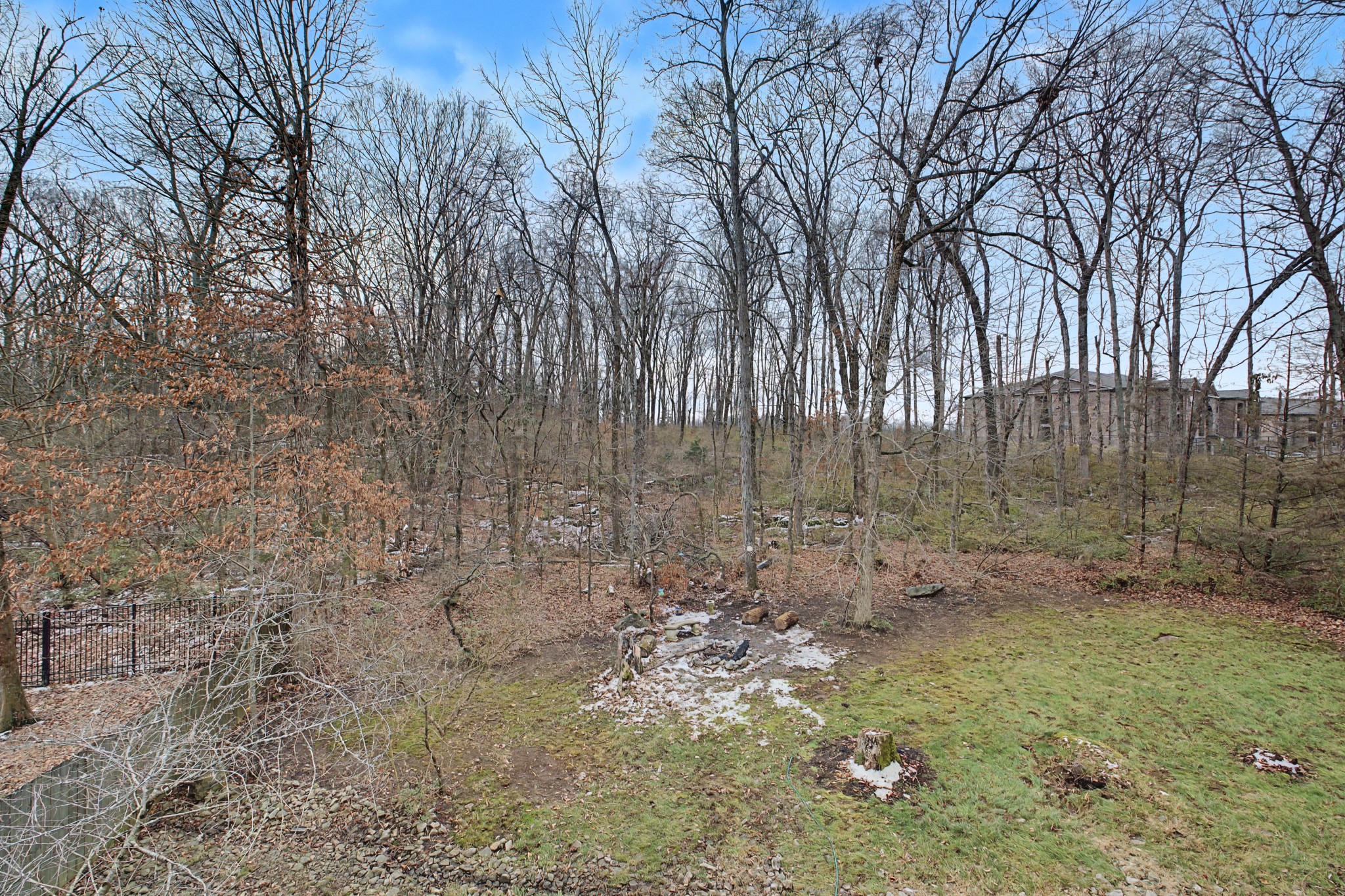 1857 Woodland Pointe Dr