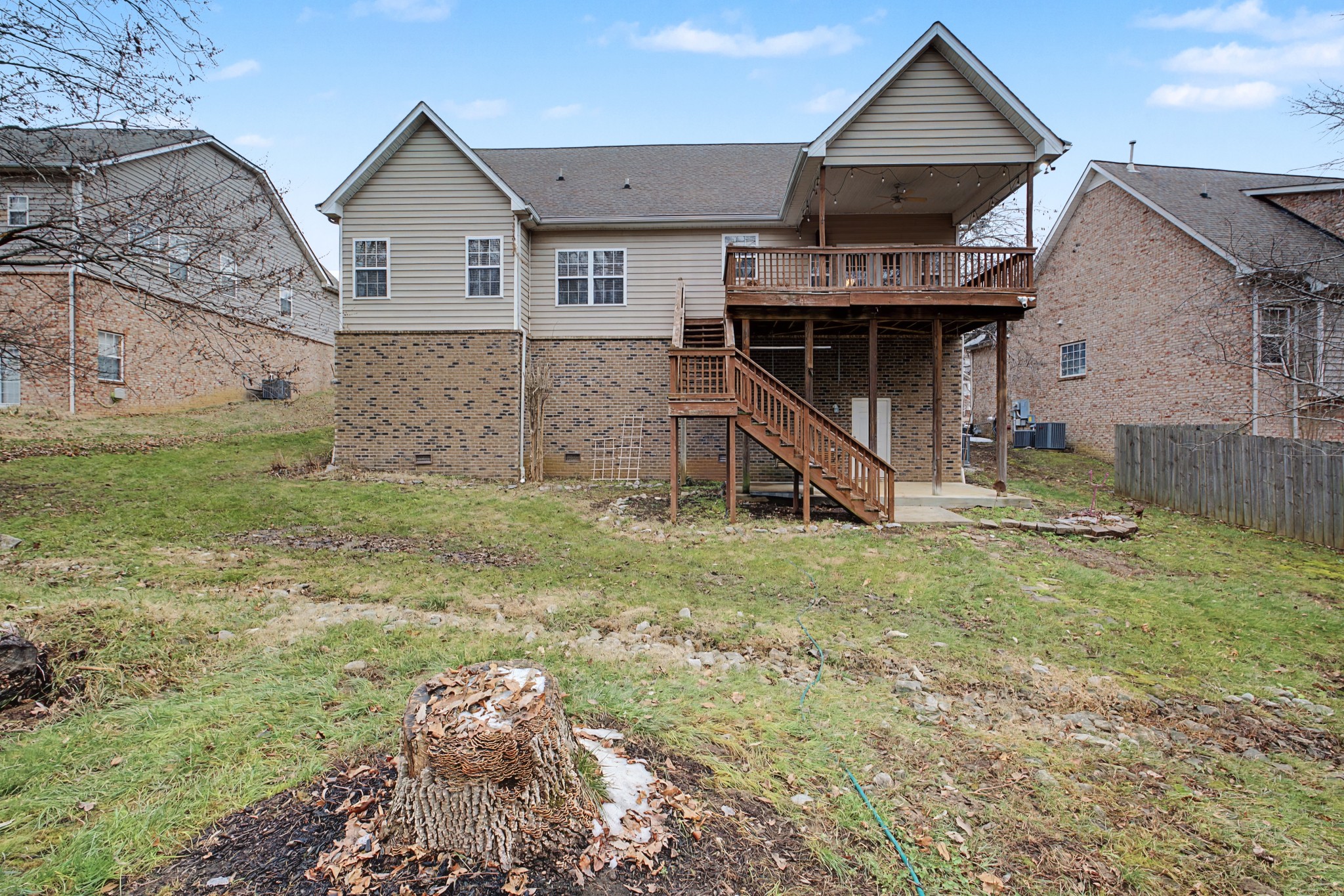 1857 Woodland Pointe Dr