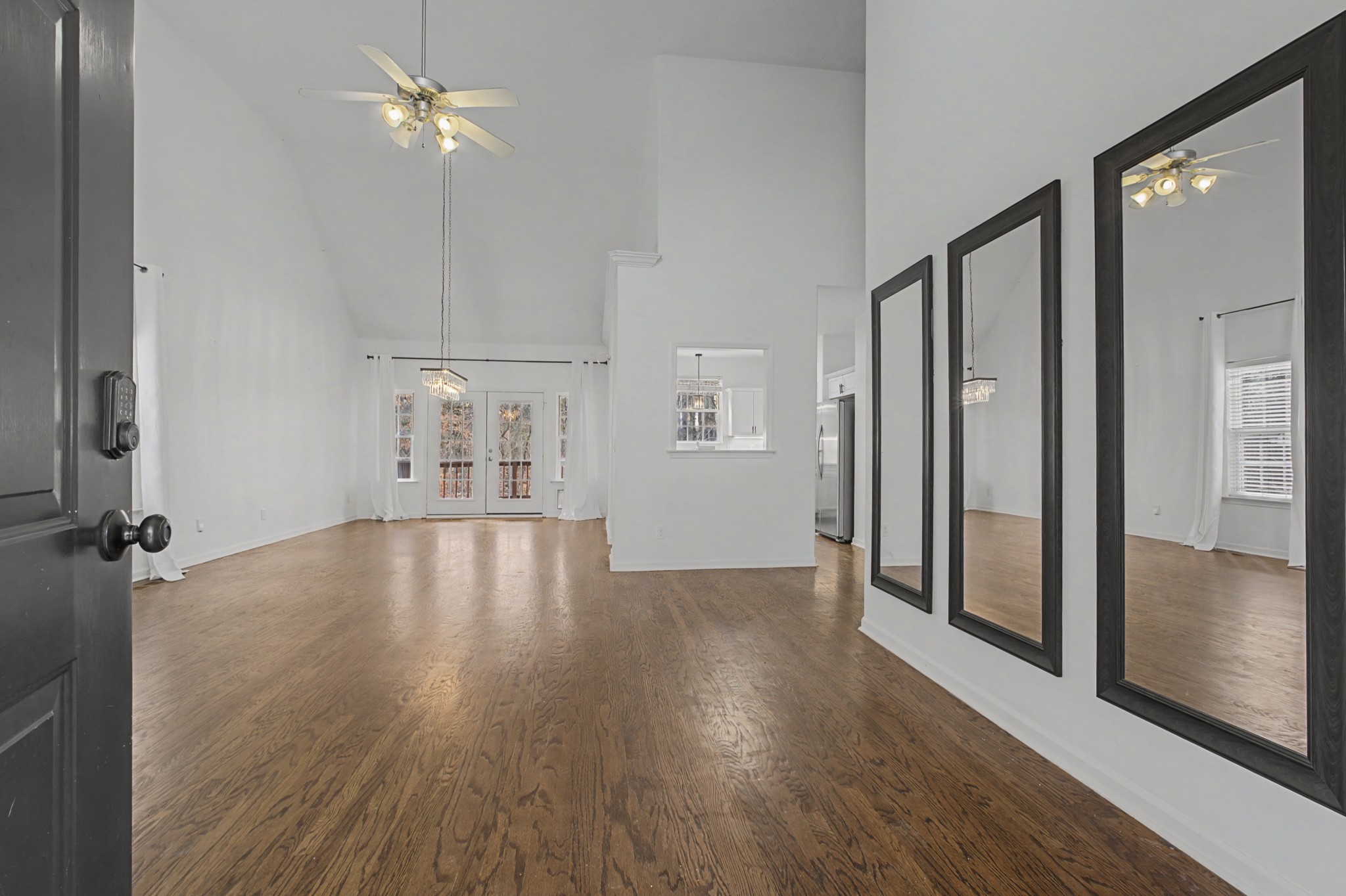 1857 Woodland Pointe Dr