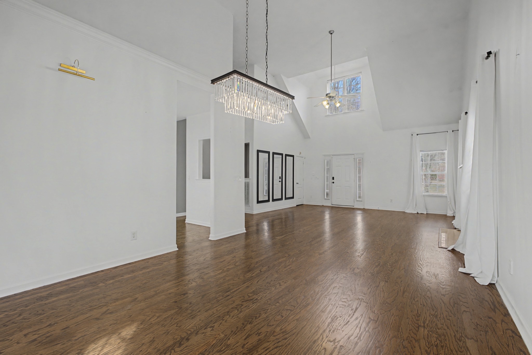 1857 Woodland Pointe Dr