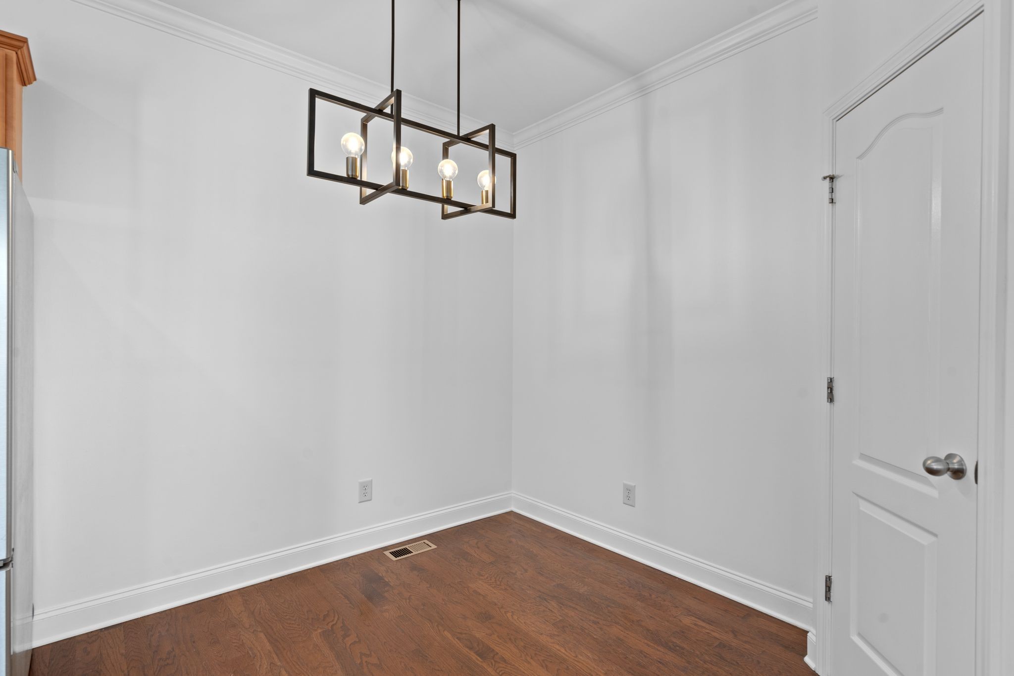 1112 Woodbury Falls Ct