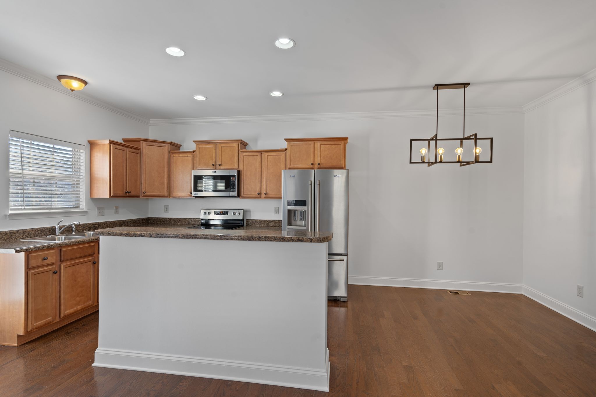 1112 Woodbury Falls Ct