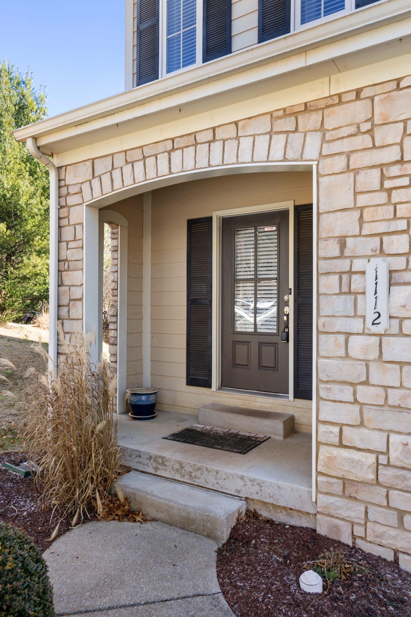 1112 Woodbury Falls Ct