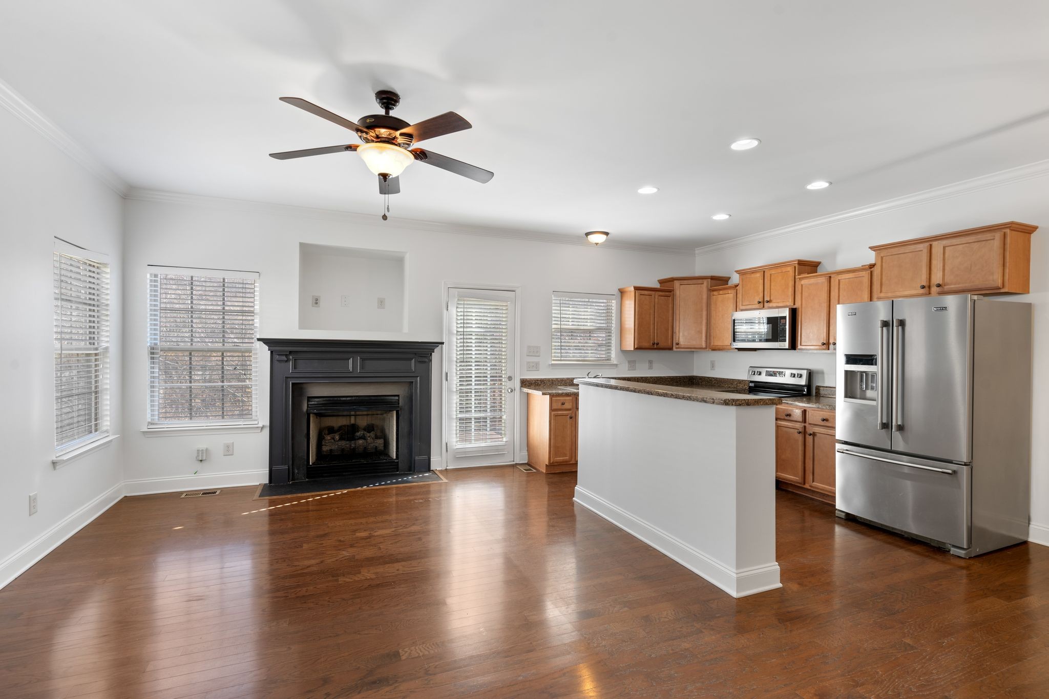 1112 Woodbury Falls Ct