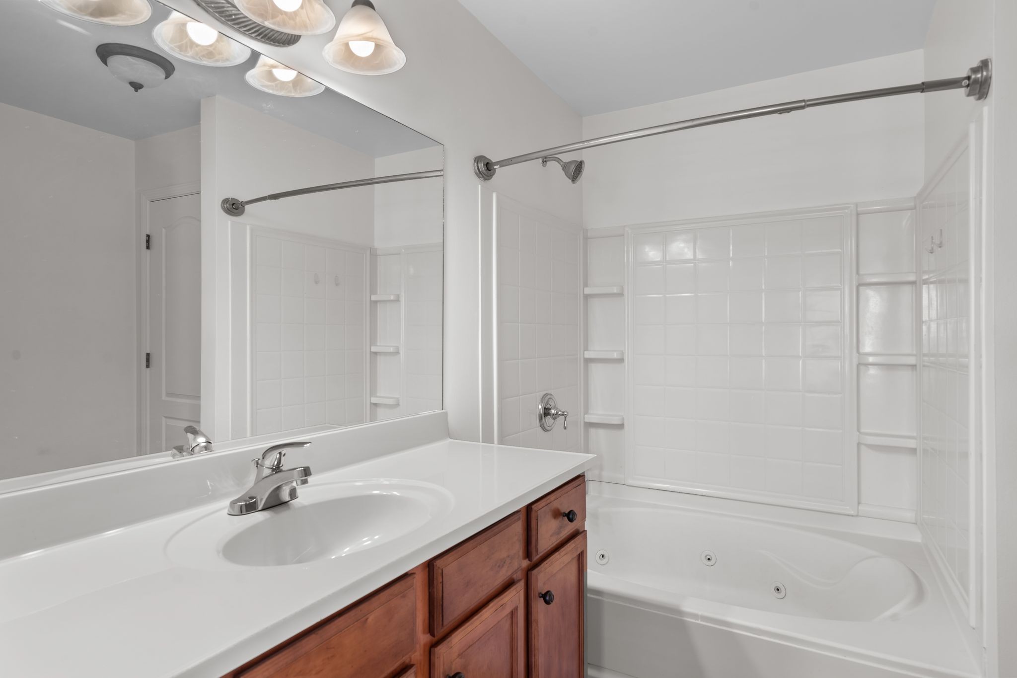 1112 Woodbury Falls Ct