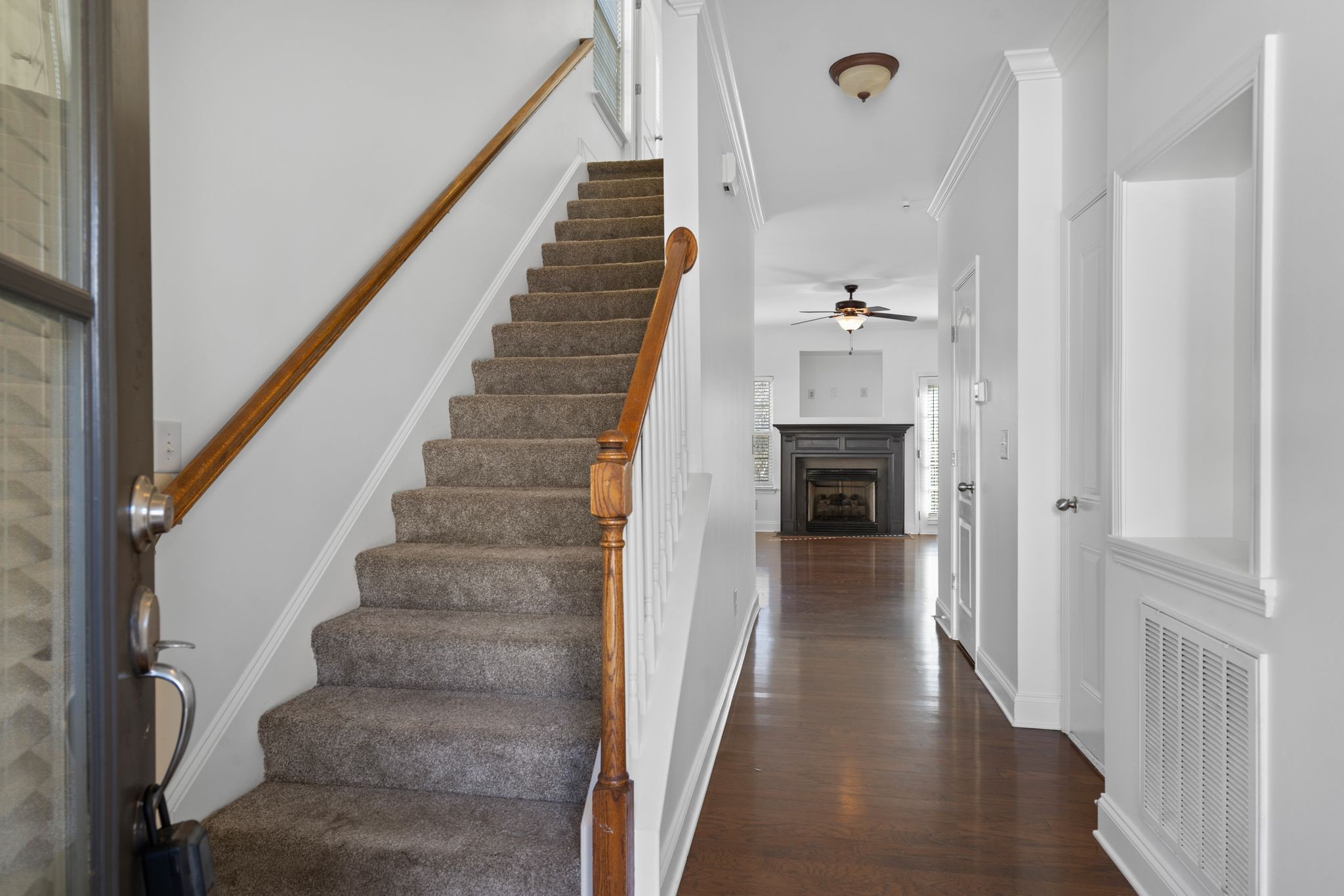 1112 Woodbury Falls Ct