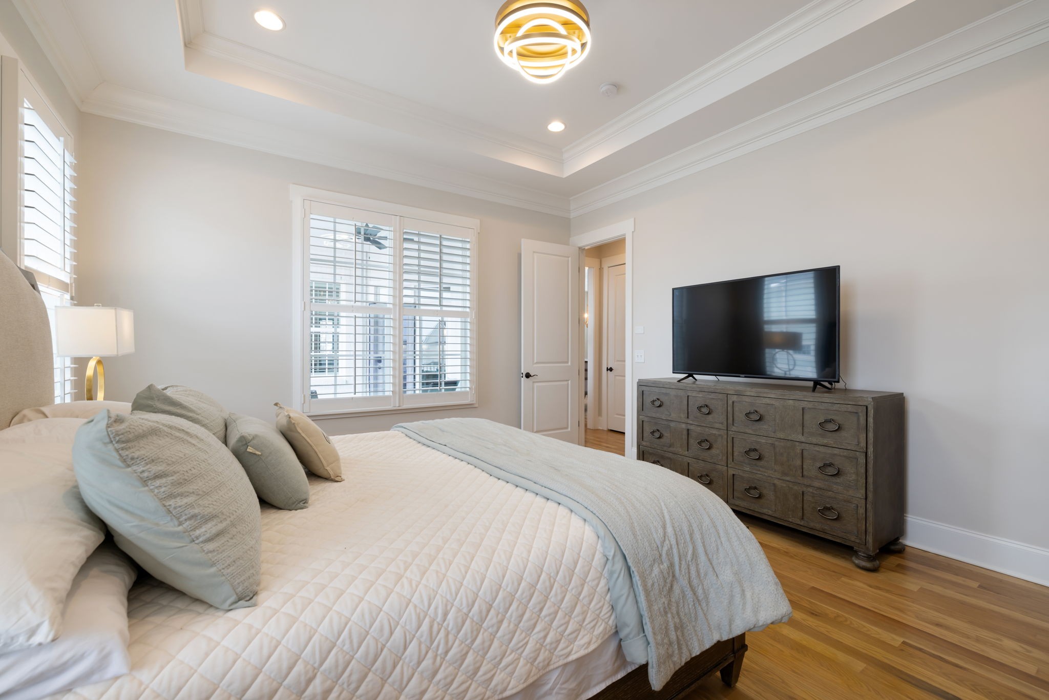 1049 Southbrooke Blvd