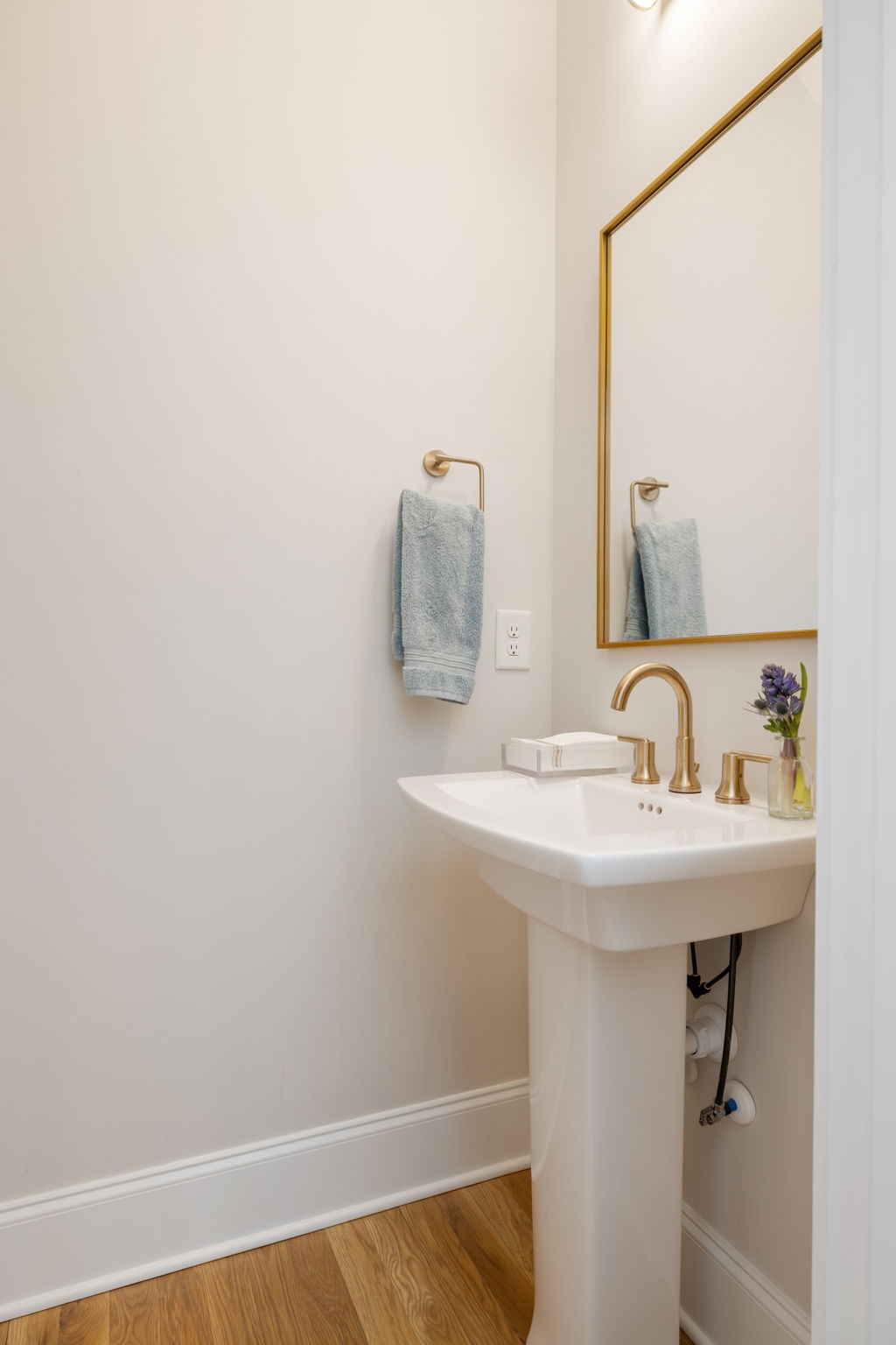 1049 Southbrooke Blvd