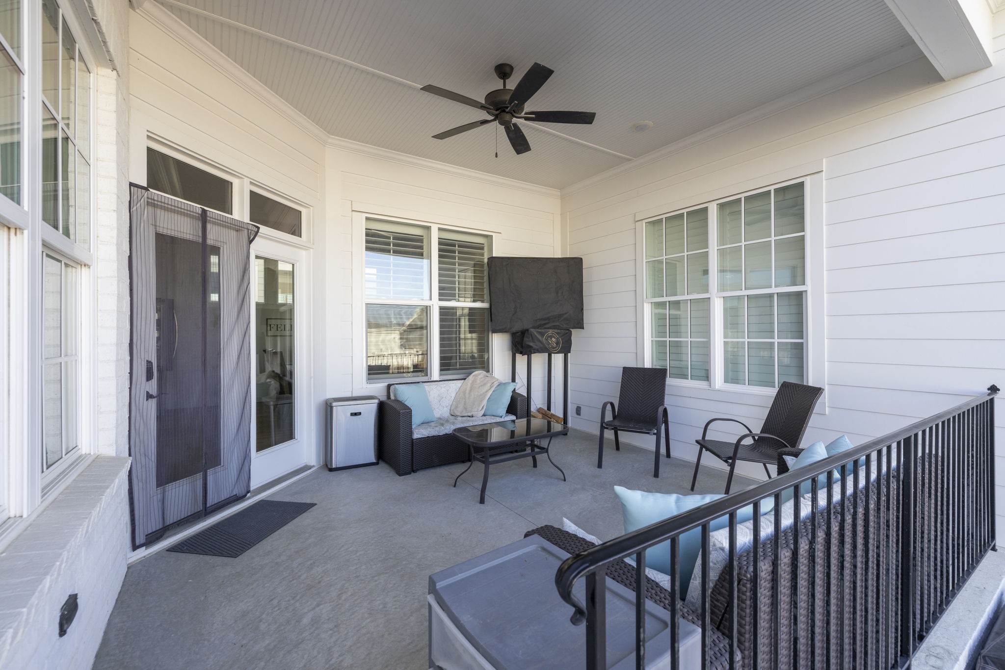 1049 Southbrooke Blvd