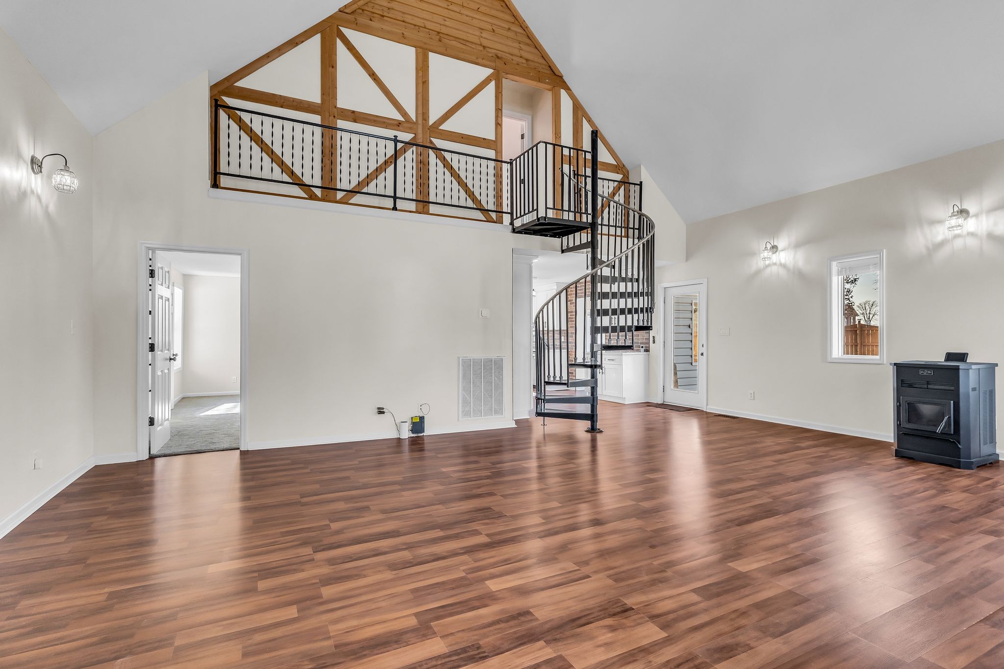 1000 Chickadee Ct