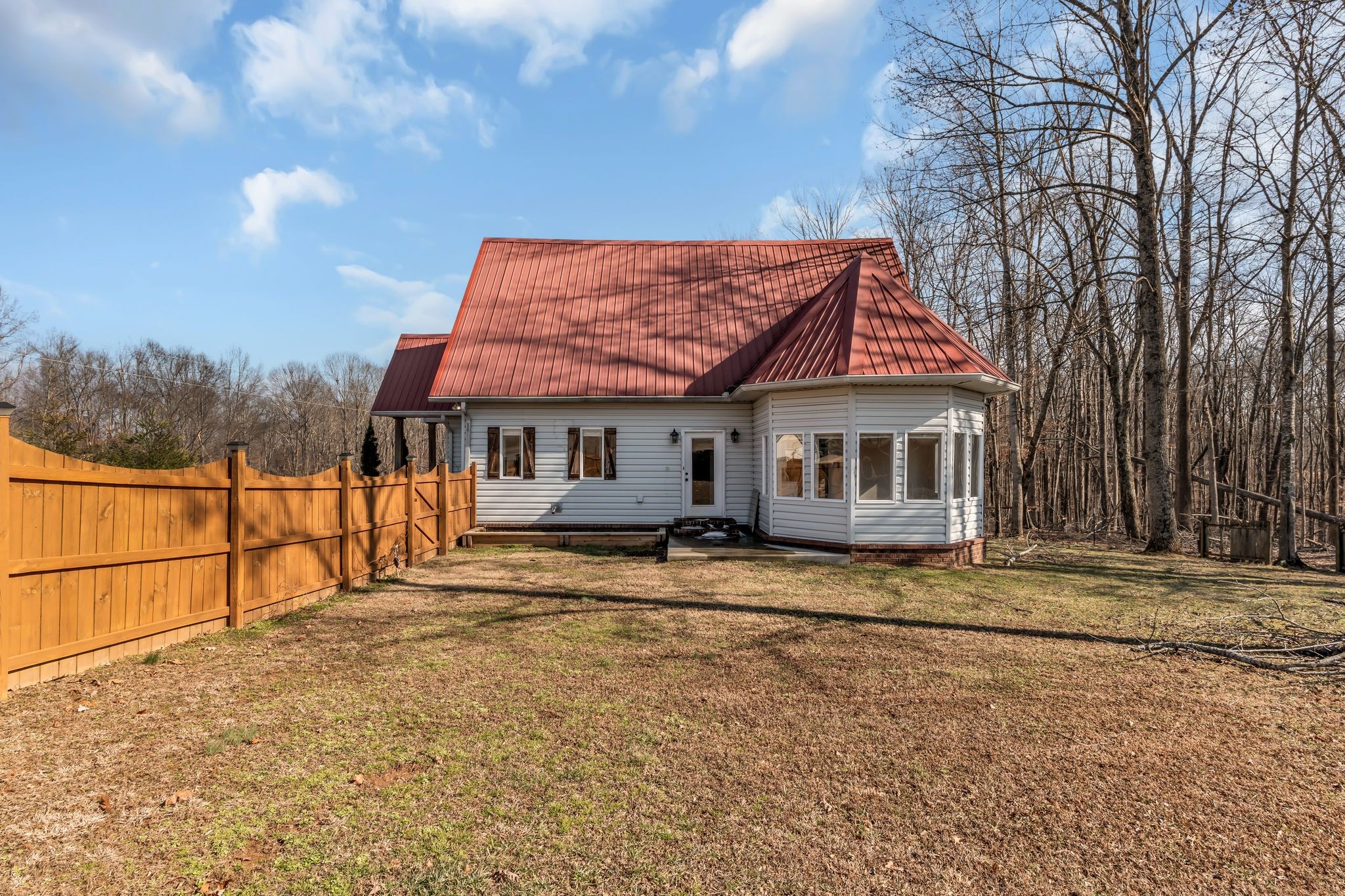 1000 Chickadee Ct