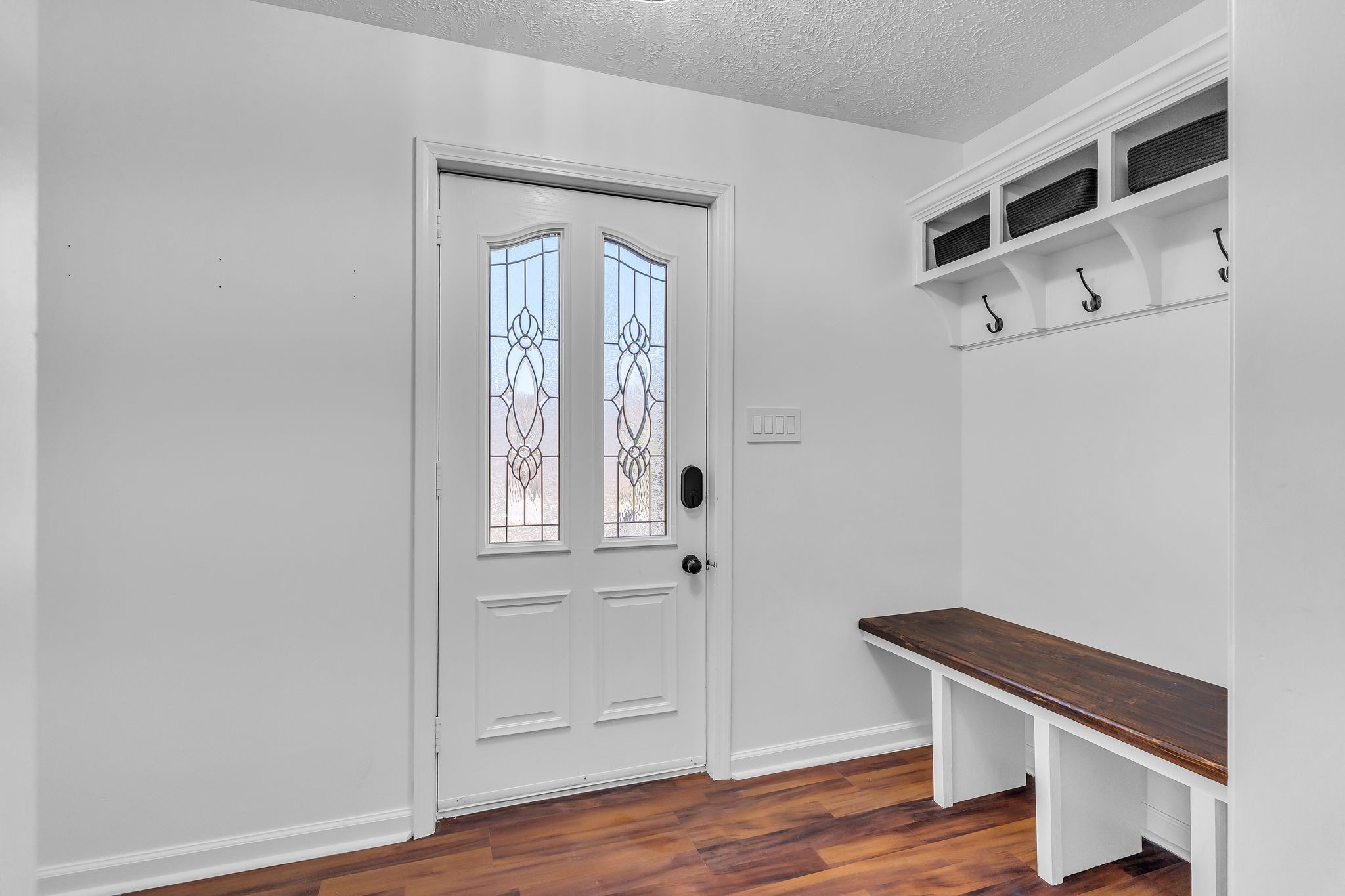 1000 Chickadee Ct