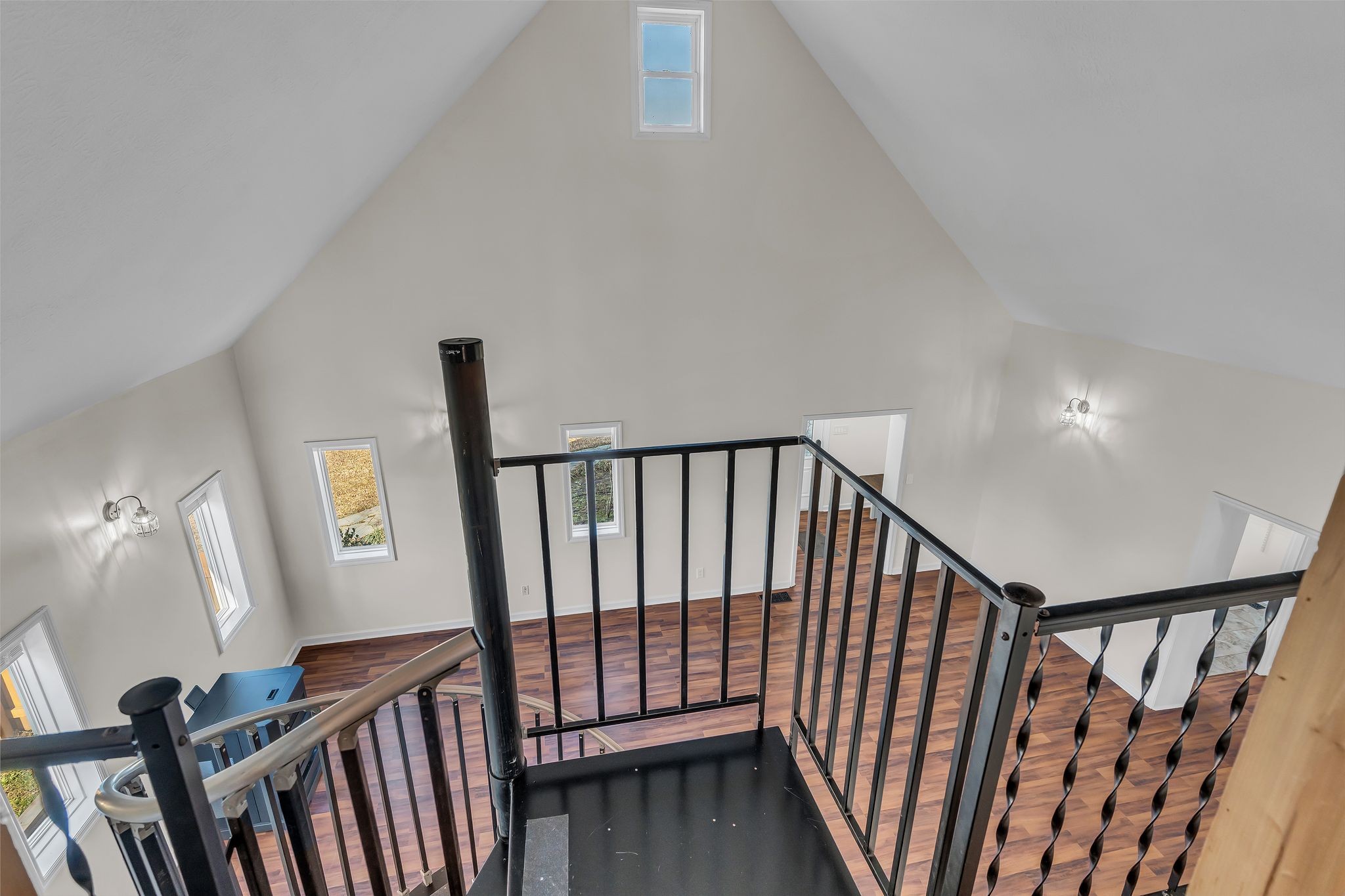 1000 Chickadee Ct