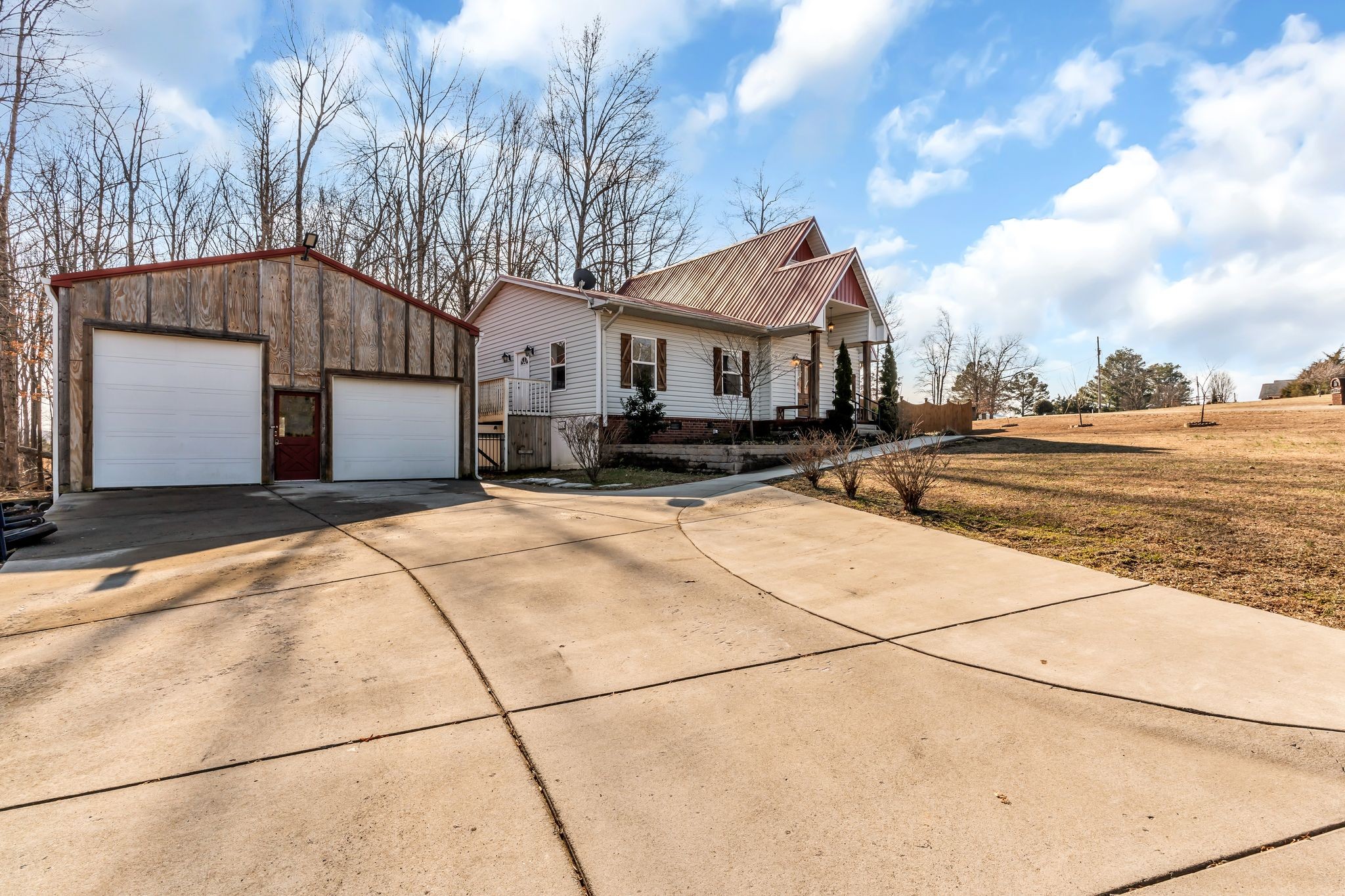 1000 Chickadee Ct
