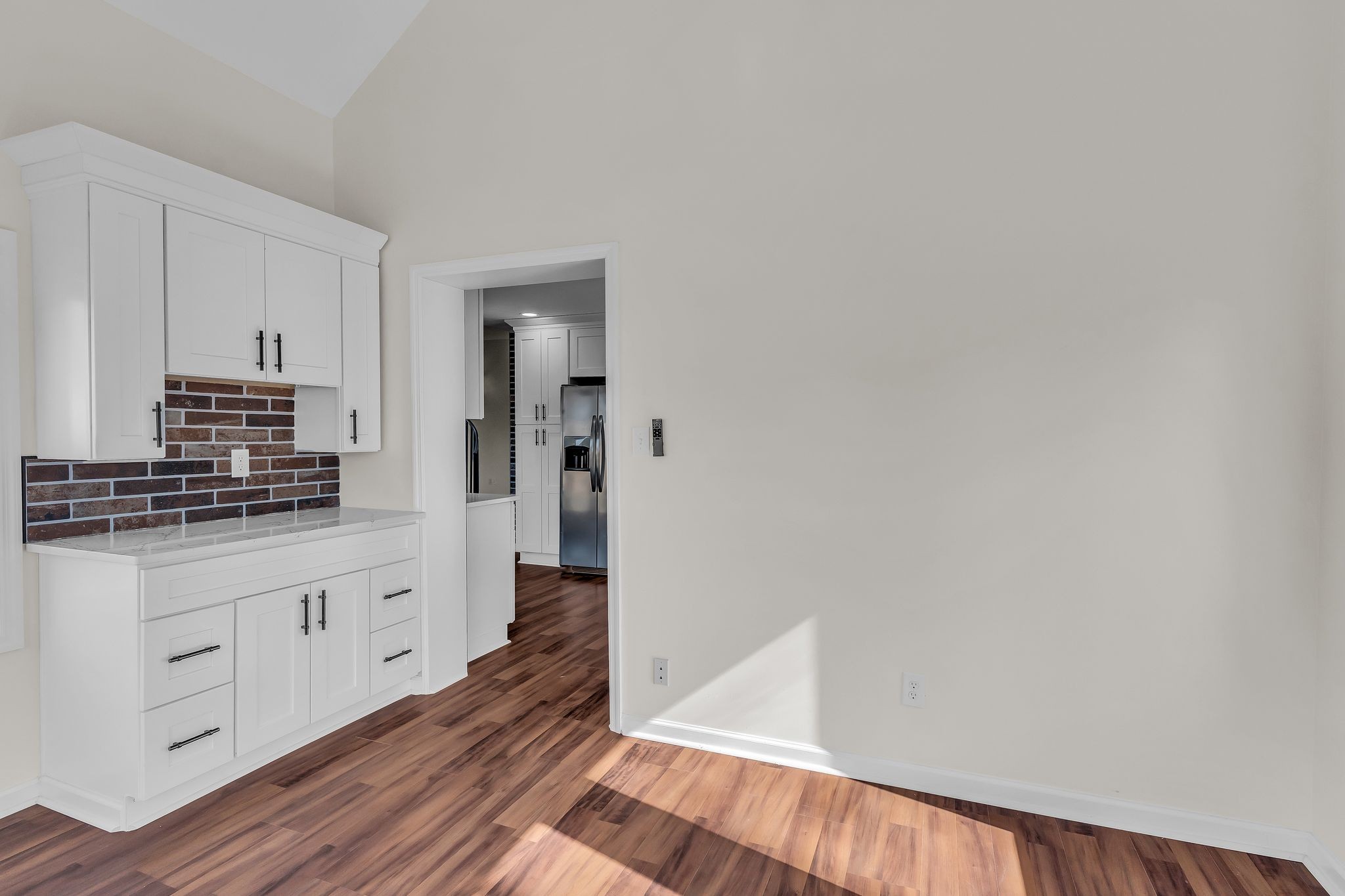 1000 Chickadee Ct