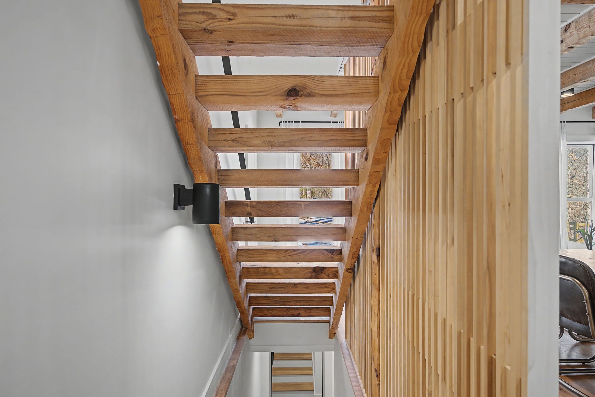 1165 Whippoorwill Dr